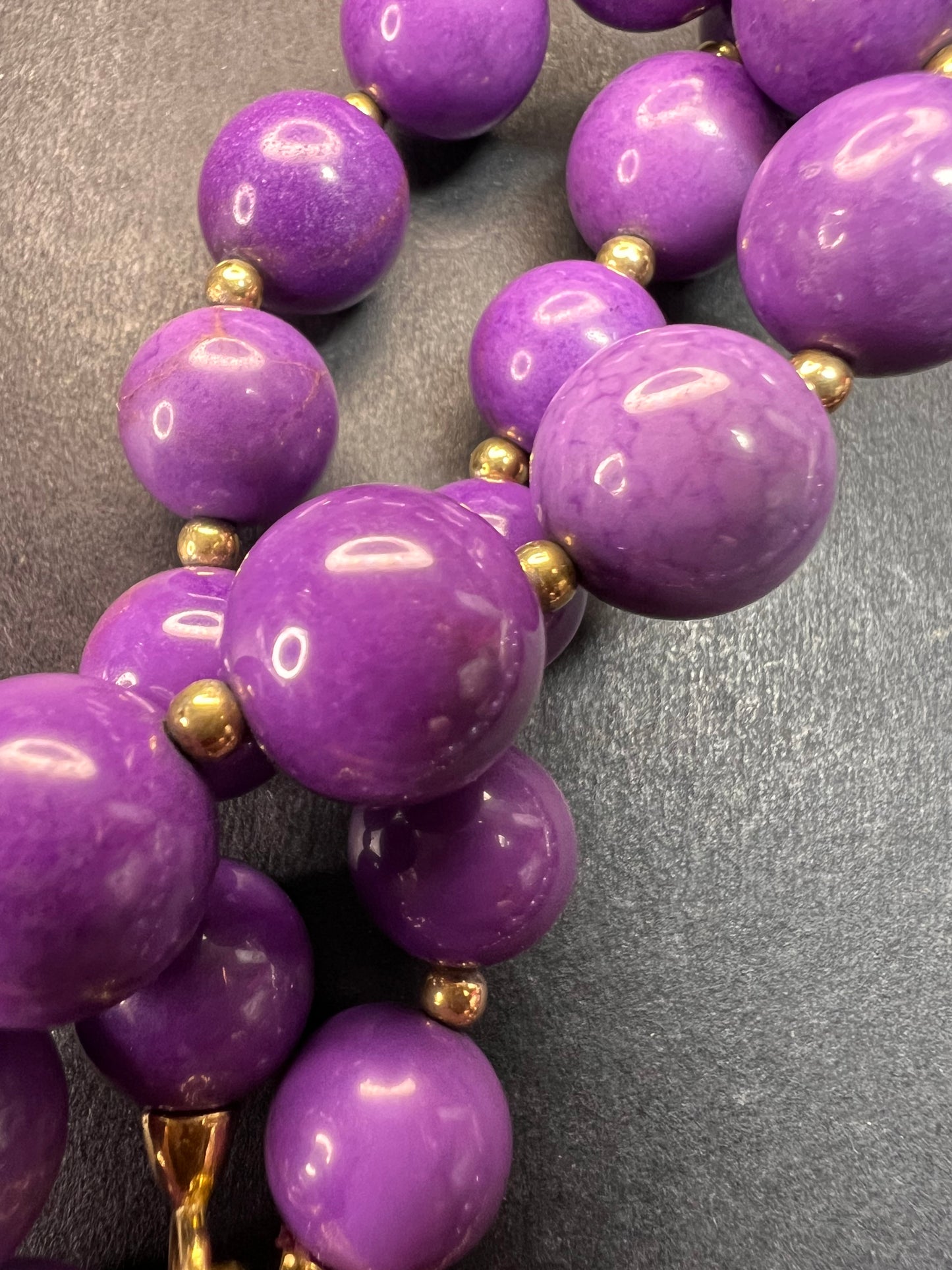 NEW Phosphosiderite graduated beaded necklace in vermeil