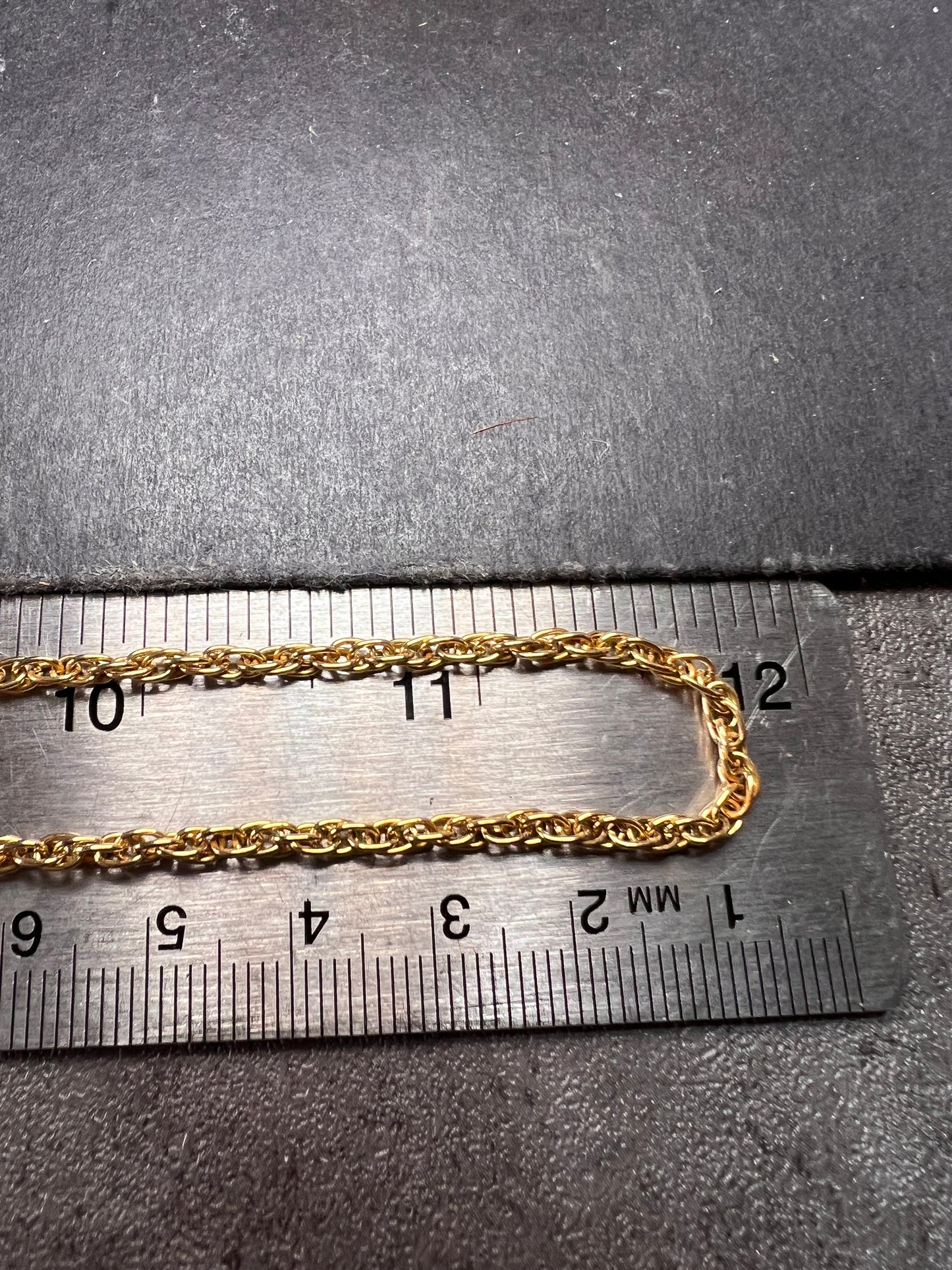 Vintage Gold Tone Roman Cameo Pendant Necklace 24 Inch Chain