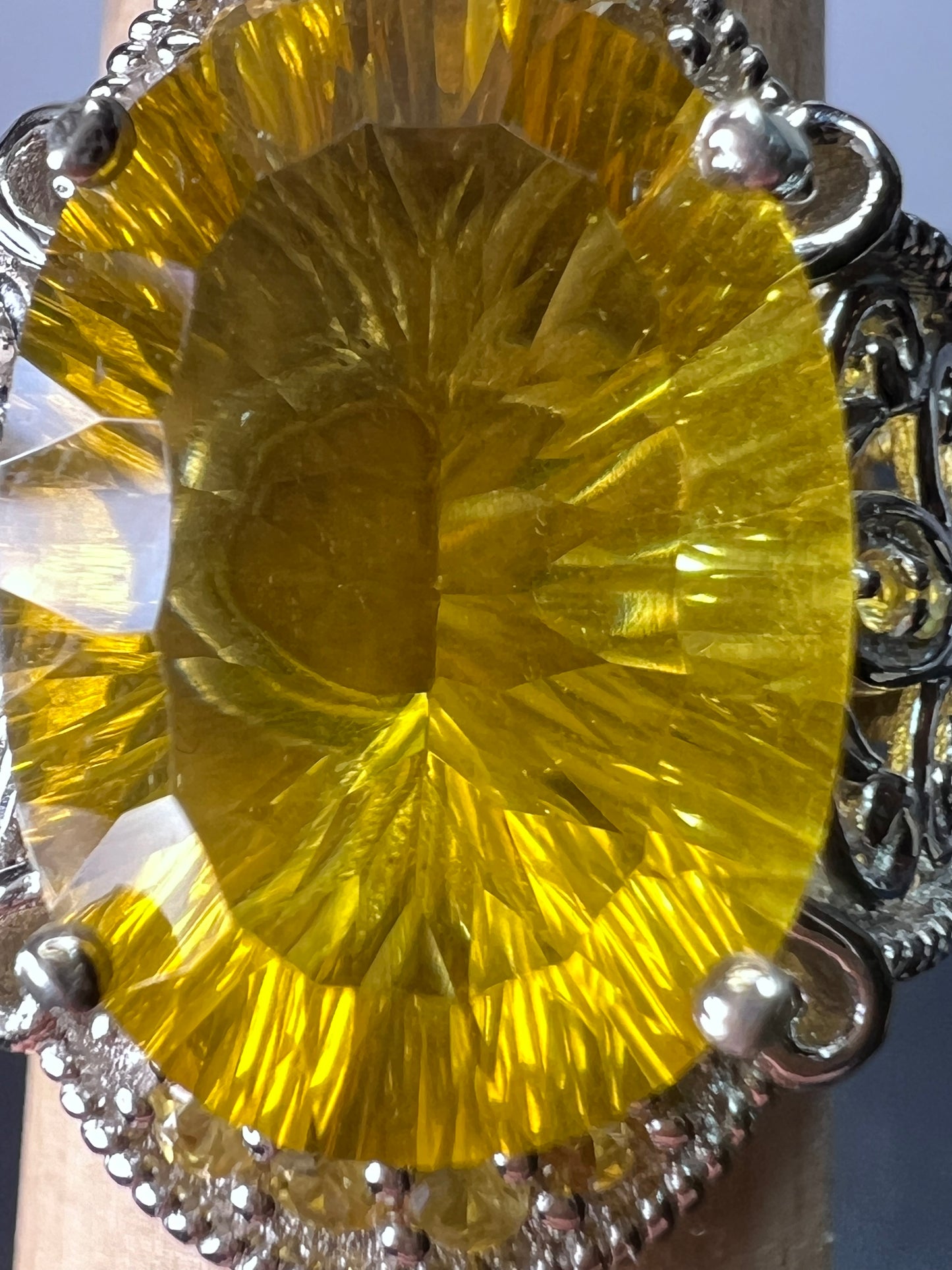 Big yellow topaz sterling silver ring size 9