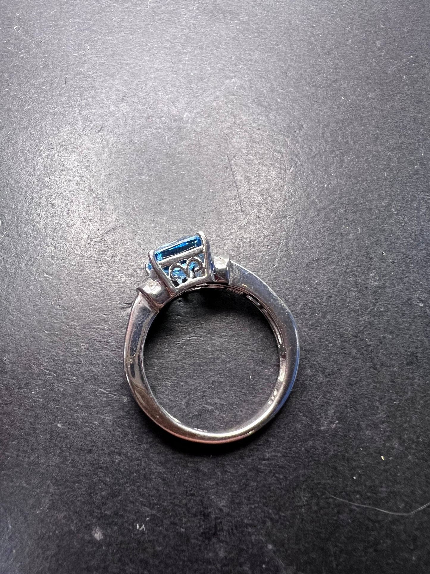 Blue and white topaz sterling silver ring size 9