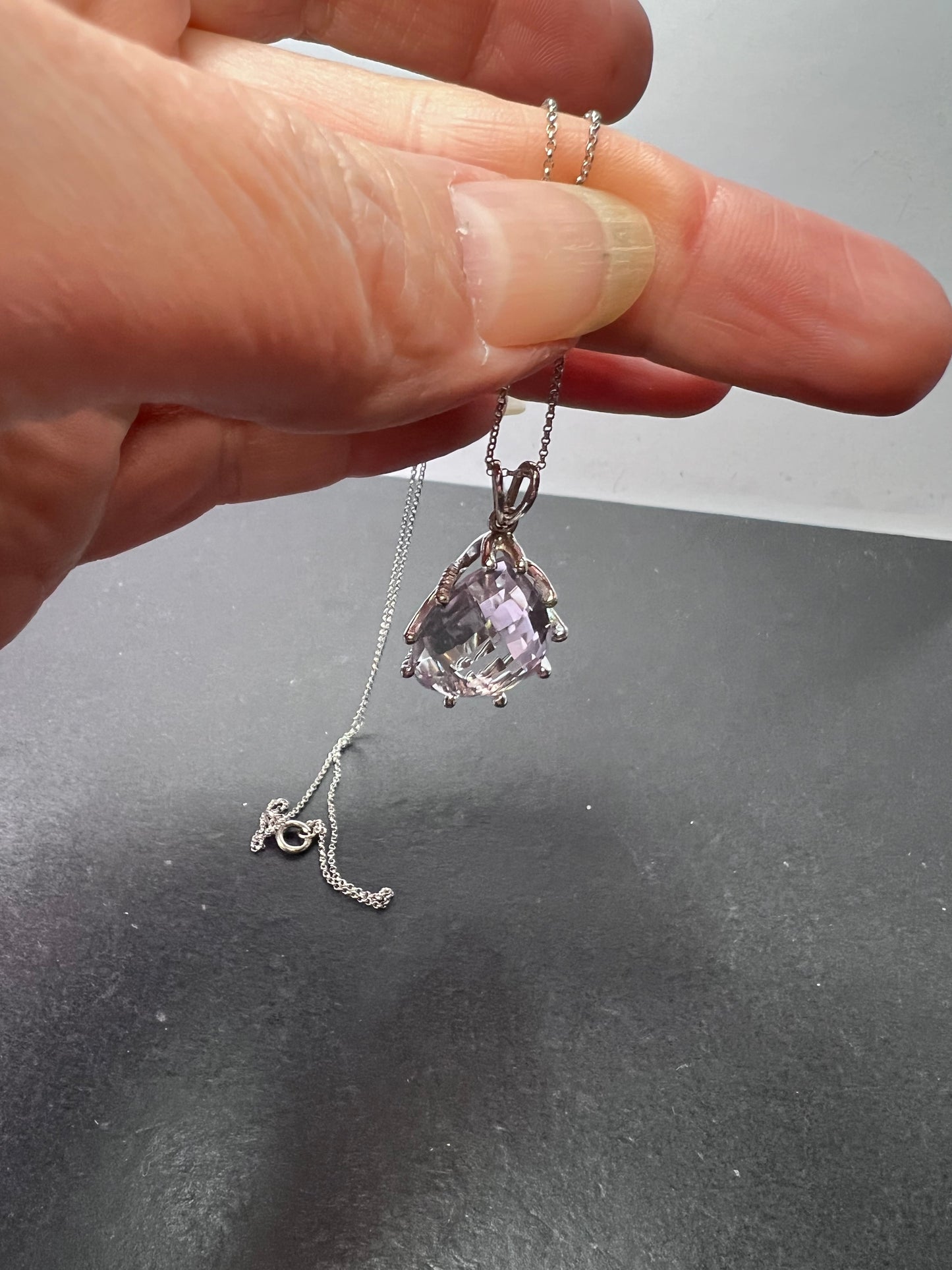 Rose de France amethyst teardrop pendant necklace in sterling silver 17.00 ctw