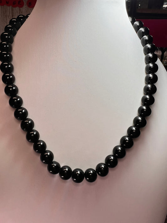 10mm Black Onyx necklace with sterling silver clasp *NEW*