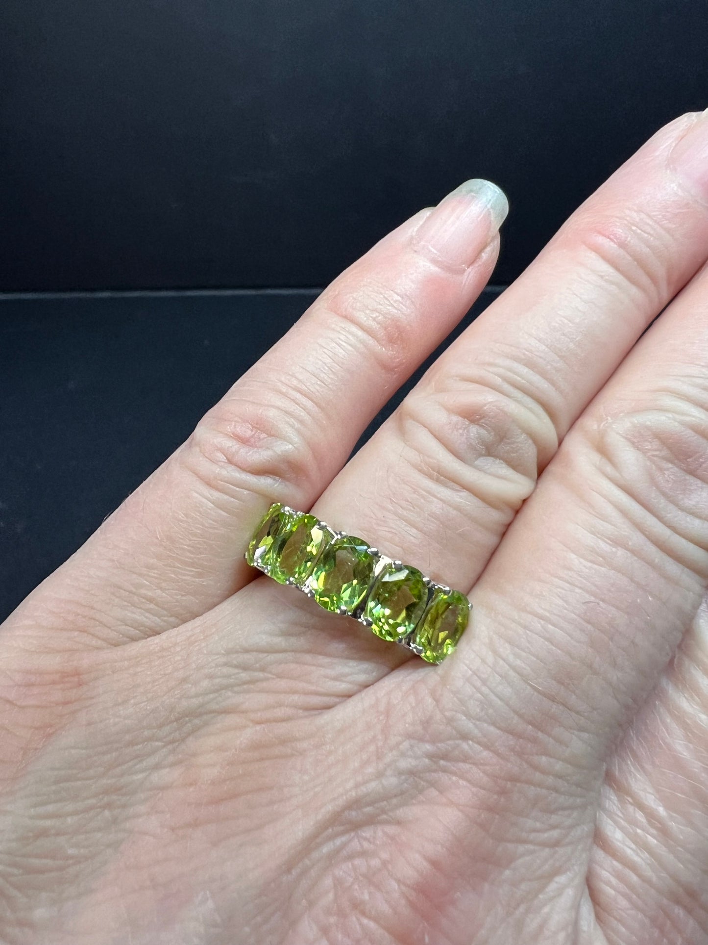 Vintage peridot five stone sterling silver ring size 7