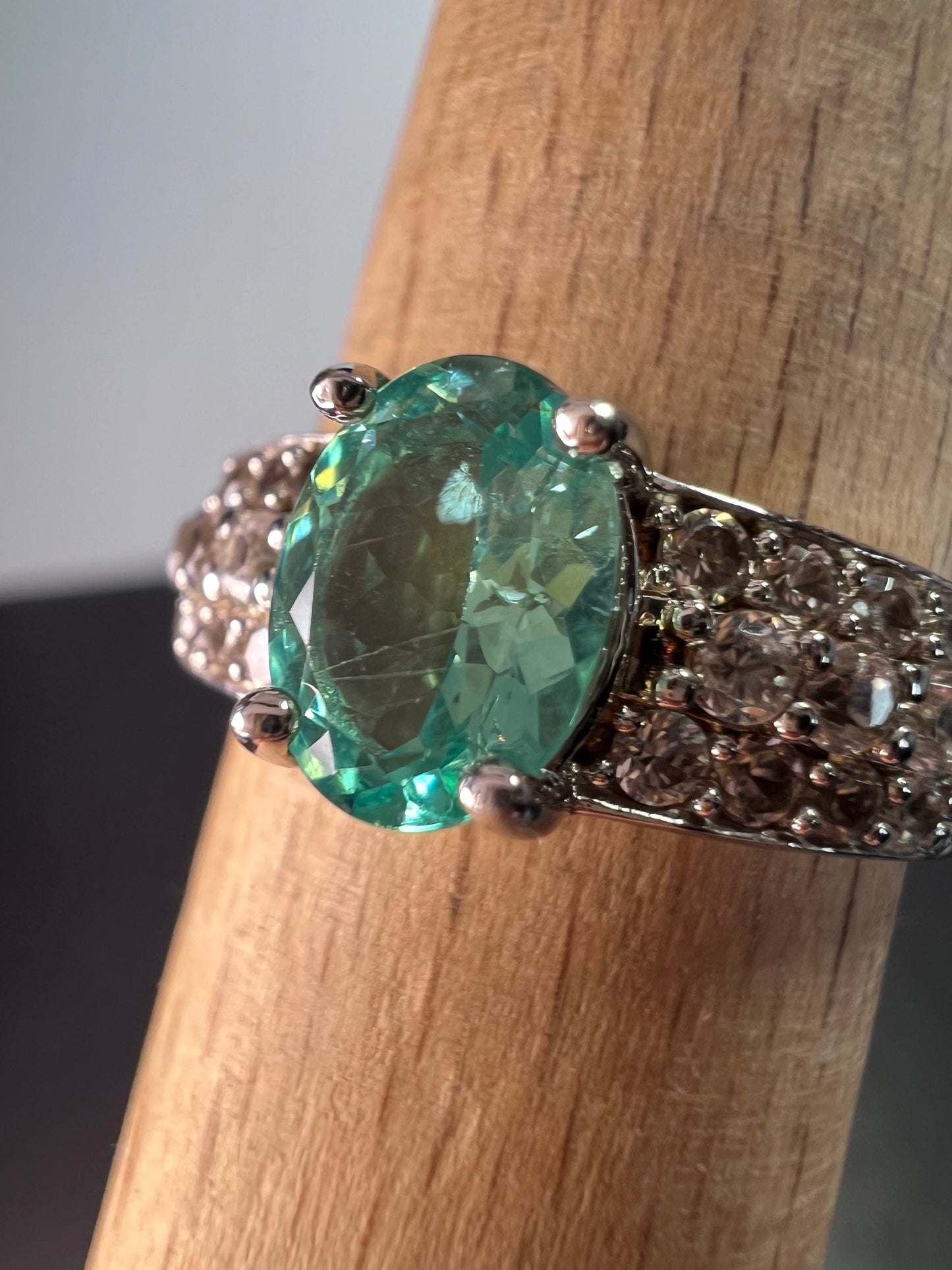 Paraiba apatite and white topaz ring size 9