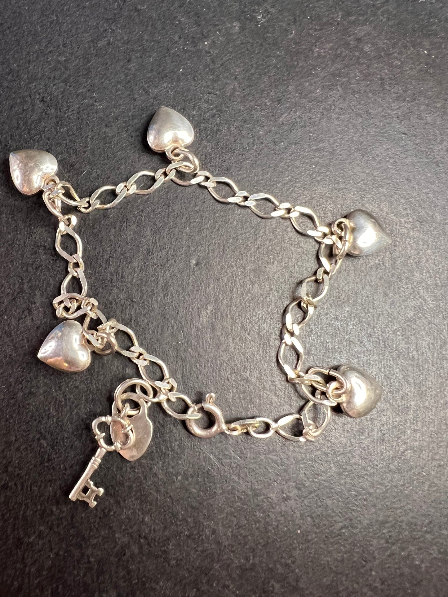Vintage sterling silver puffy hearts lock and key charm bracelet 7.5 inch