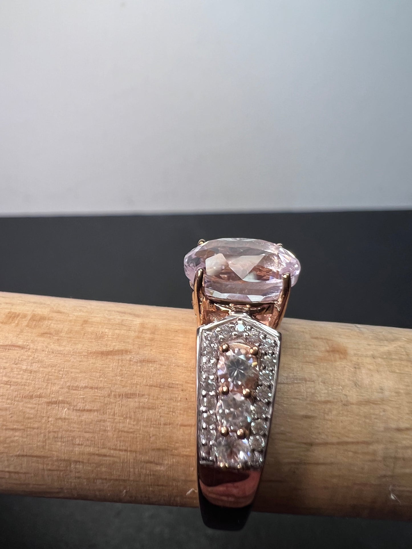 Kunzite and white topaz 18k rose gold over sterling silver ring size 9