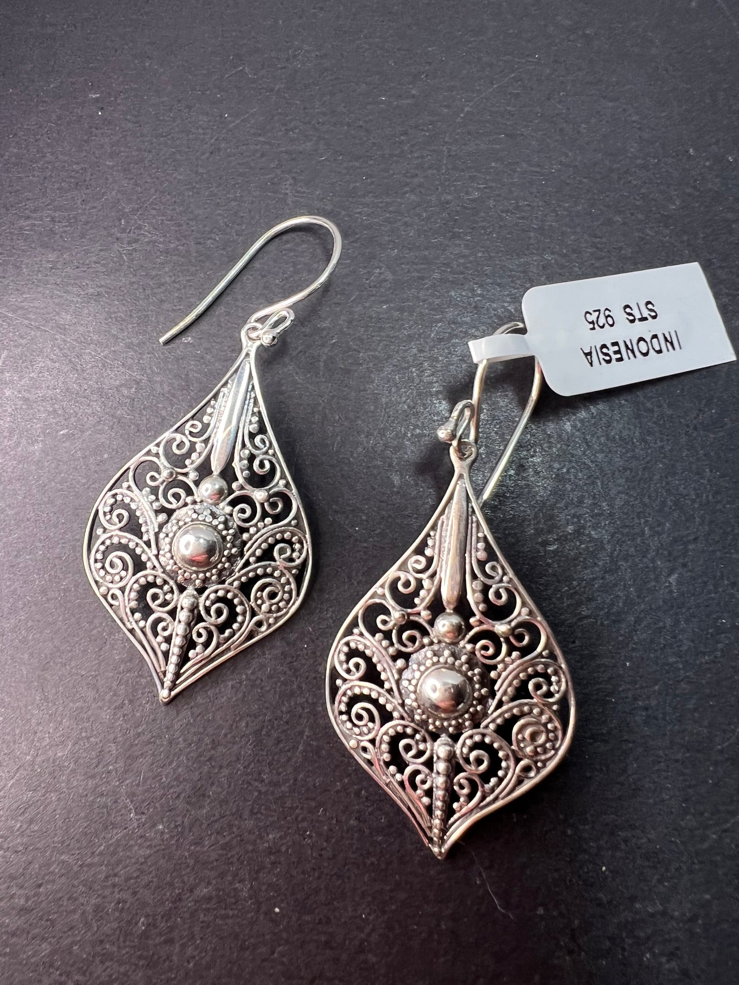 Bali sterling silver ornate dangle earrings