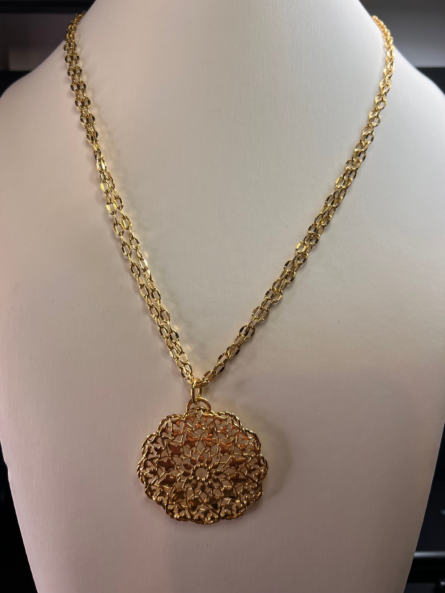 Dolce Vita Medallion Pendant Necklace 2 Strand Italy Gold Plate