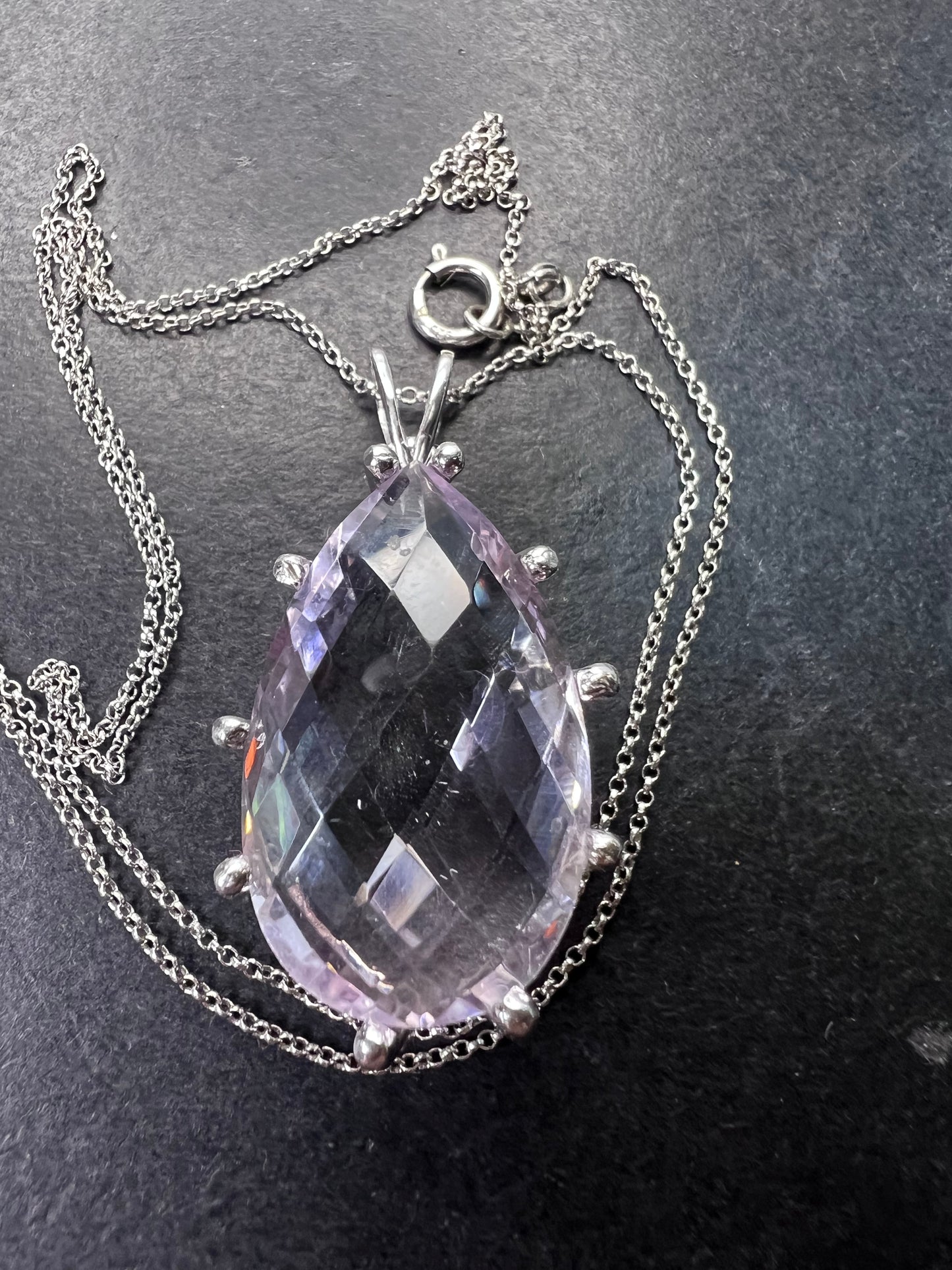 Rose de France amethyst teardrop pendant necklace in sterling silver 17.00 ctw