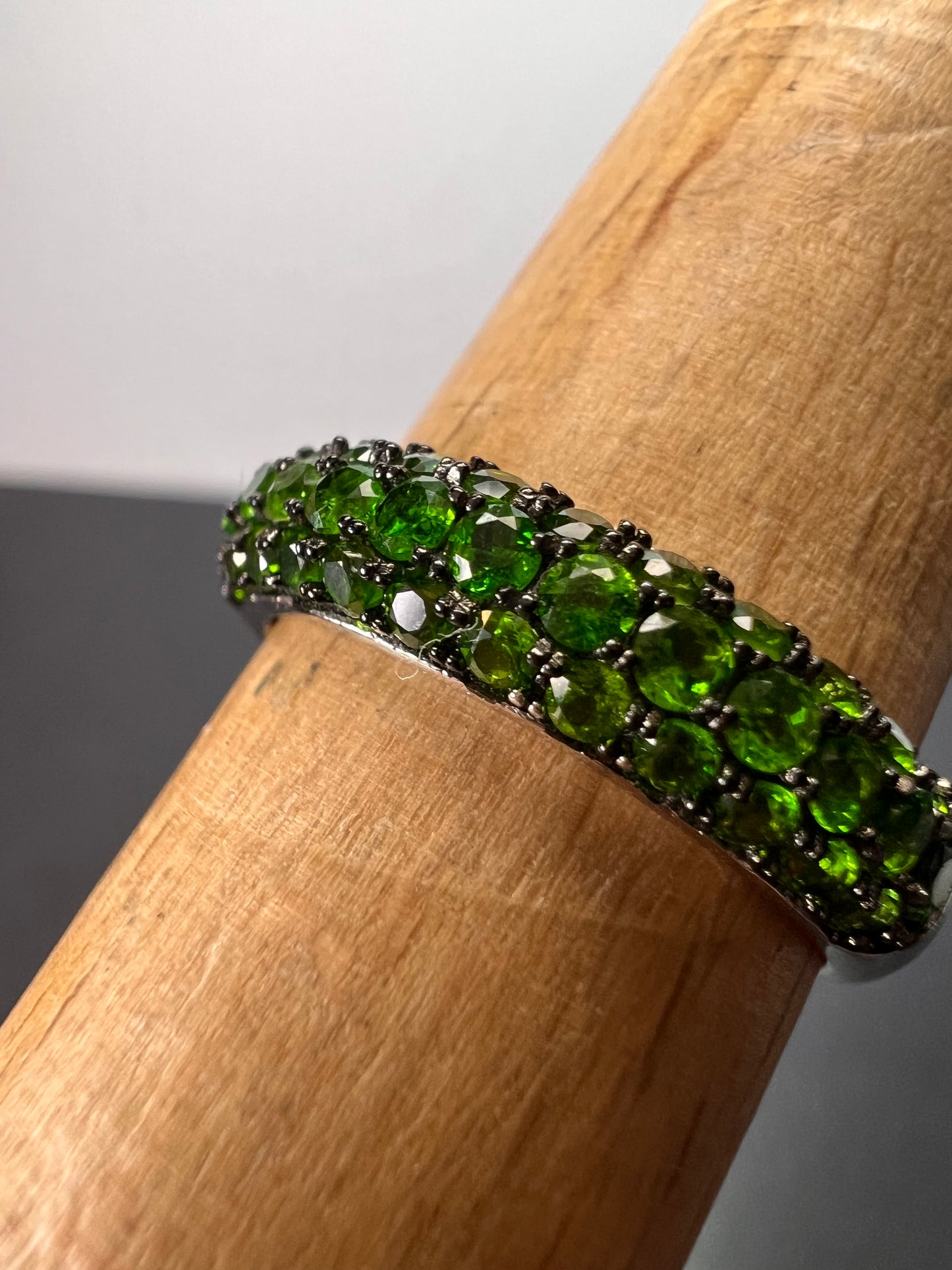 Green Chrome Diopside Rhodium Over Sterling Silver Ring 1.18ctw size 9