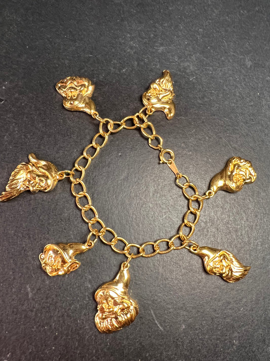 Vintage Disney Seven Dwarfs Gold Tone Charm Bracelet 6.5”