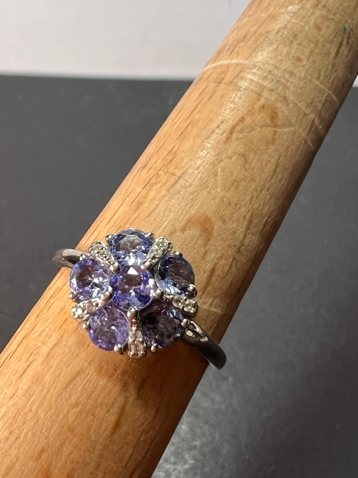 Tanzanite and zircon sterling silver ring size 9