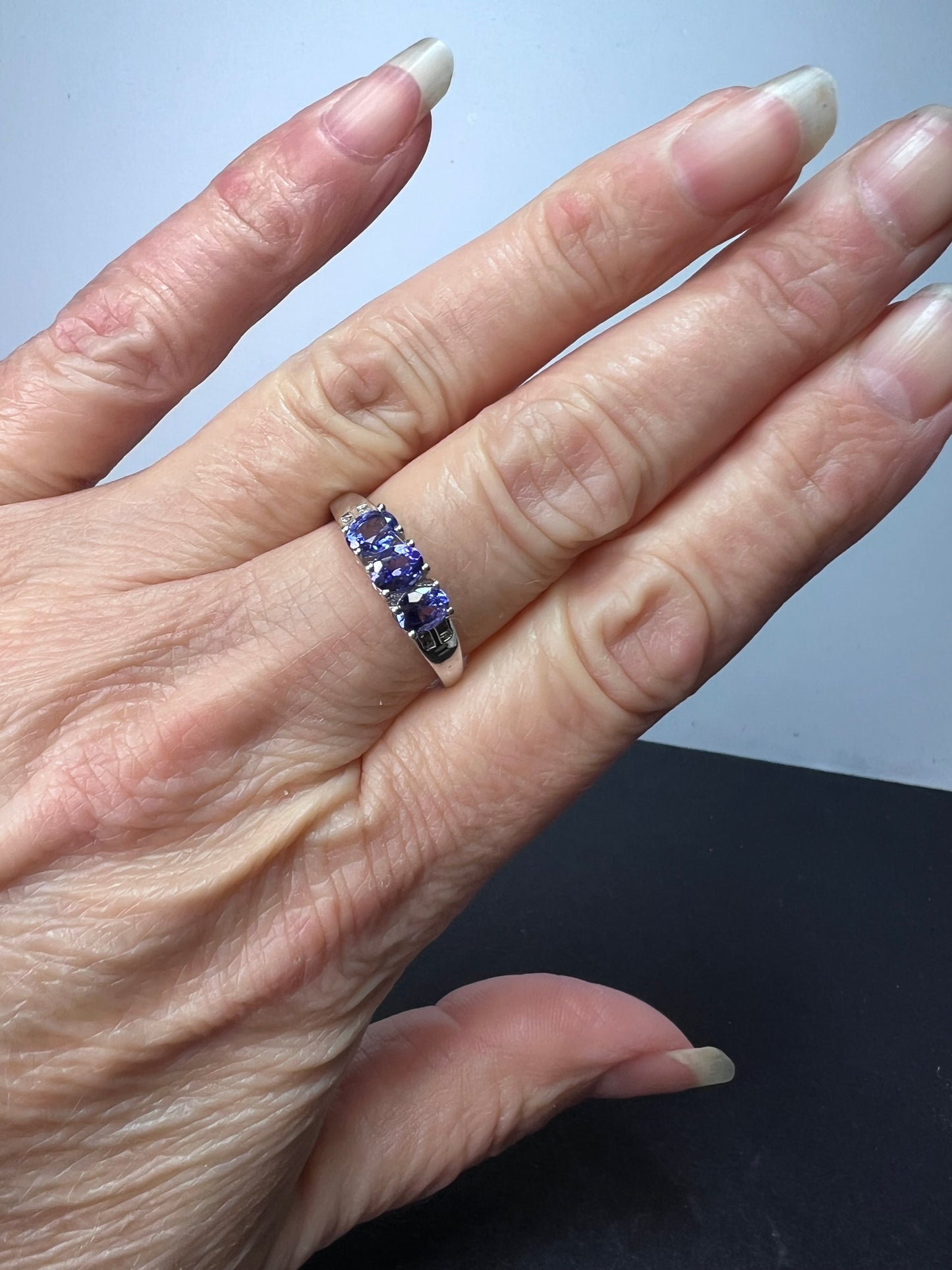 Tanzanite and diamond ring In sterling silver size 9