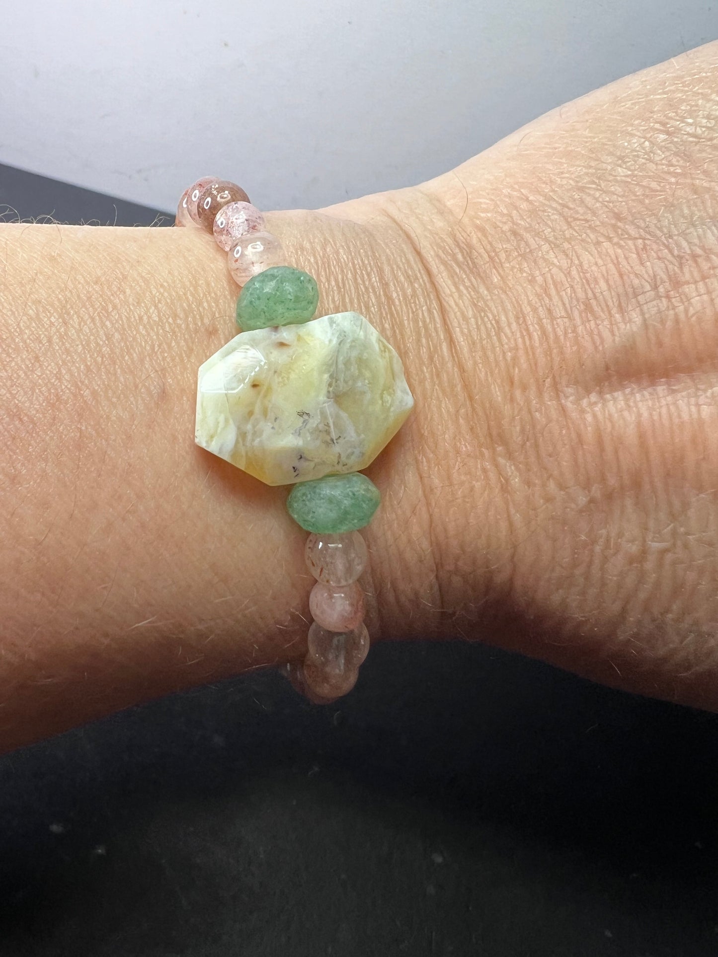 Sunstone , yellow opal , and green aventurine stretch bracelet 7 inch