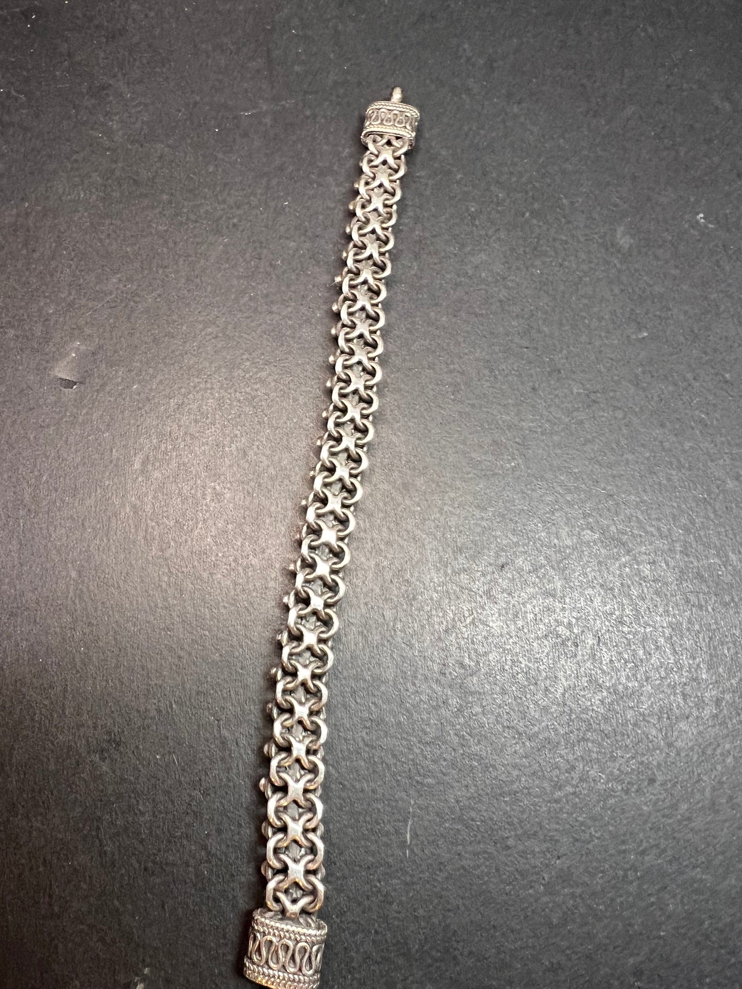 Vintage Suarti Bali sterling silver bracelet 7.75 inch