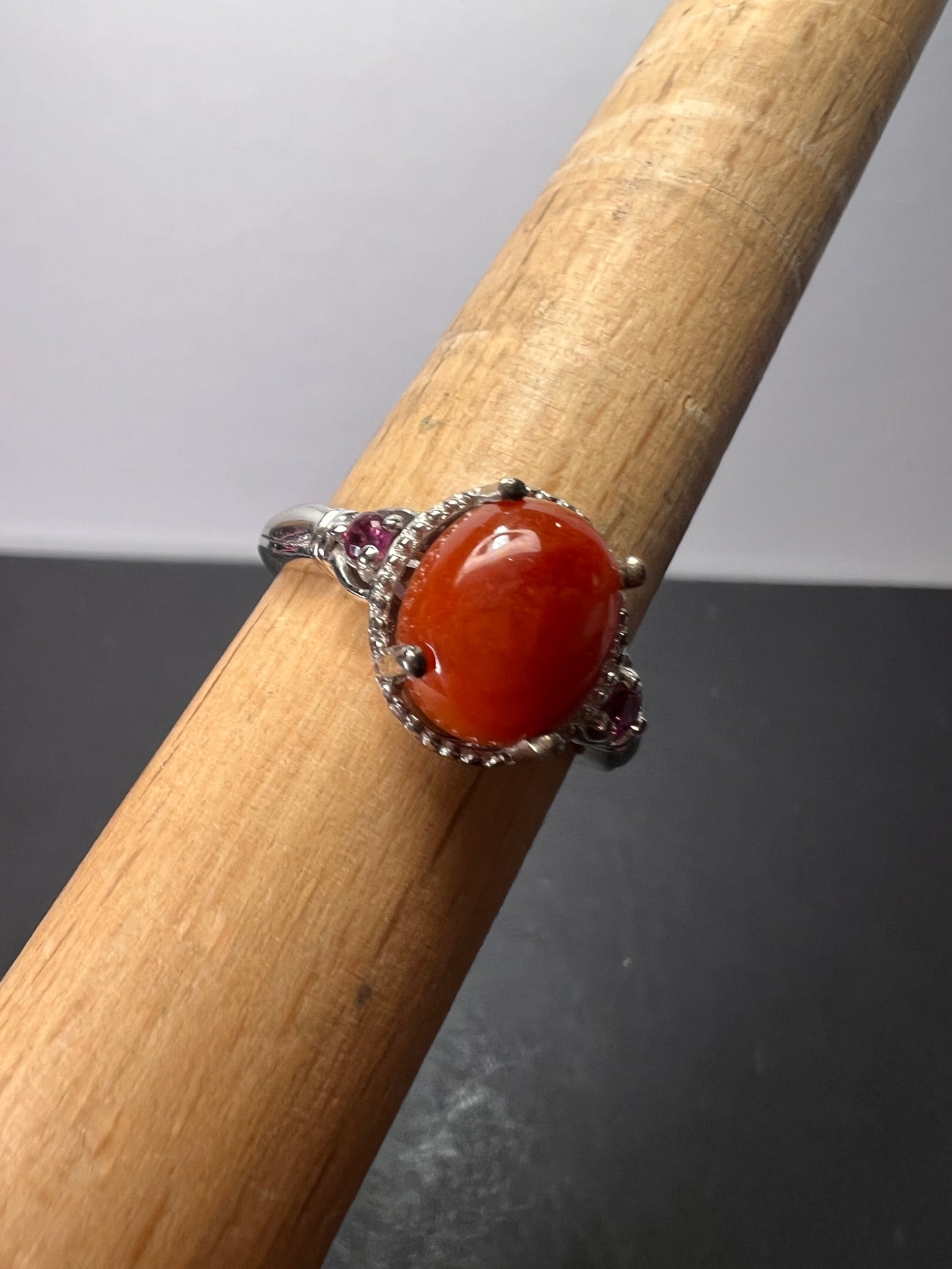 Red Jade and grape rhodolite garnet sterling silver ring size 9