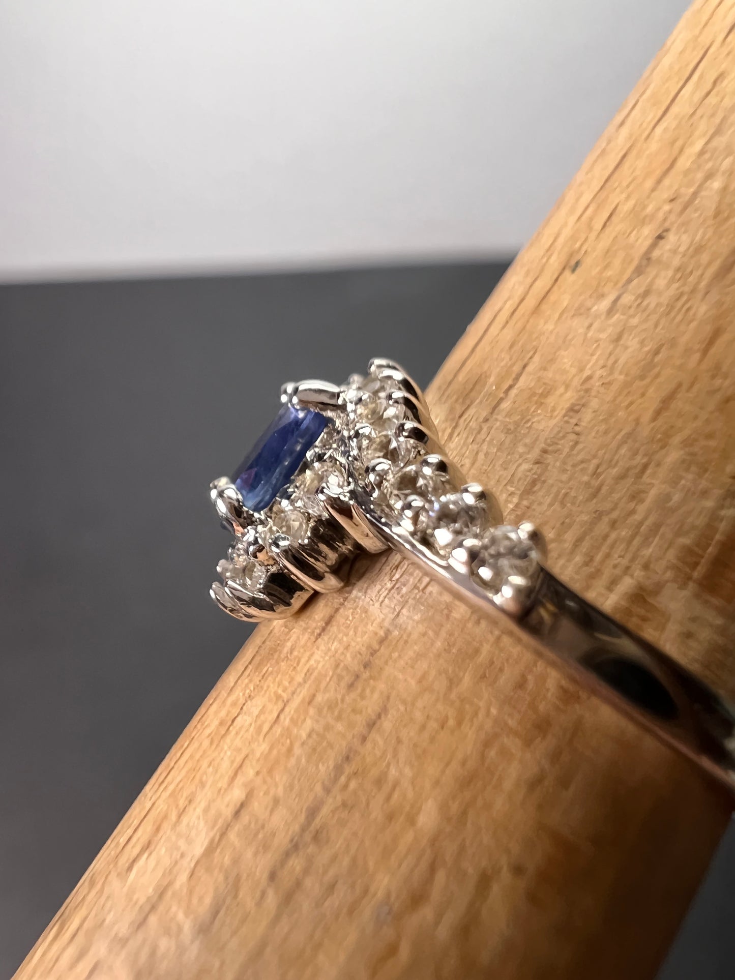 Blue sapphire and zircon floral ring in platinum over sterling silver size 5