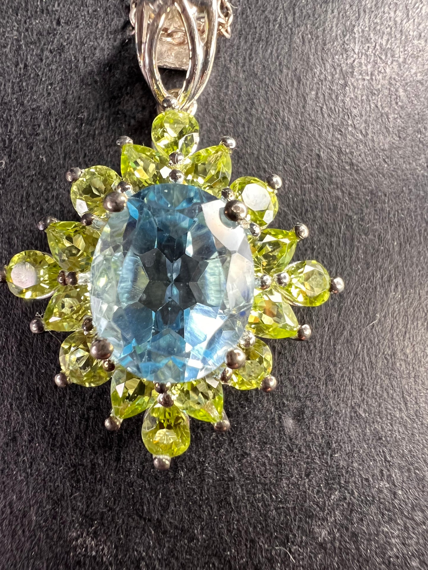 Vintage Blue Topaz & Peridot Sunburst Pendant Necklace – HT Sterling Silver