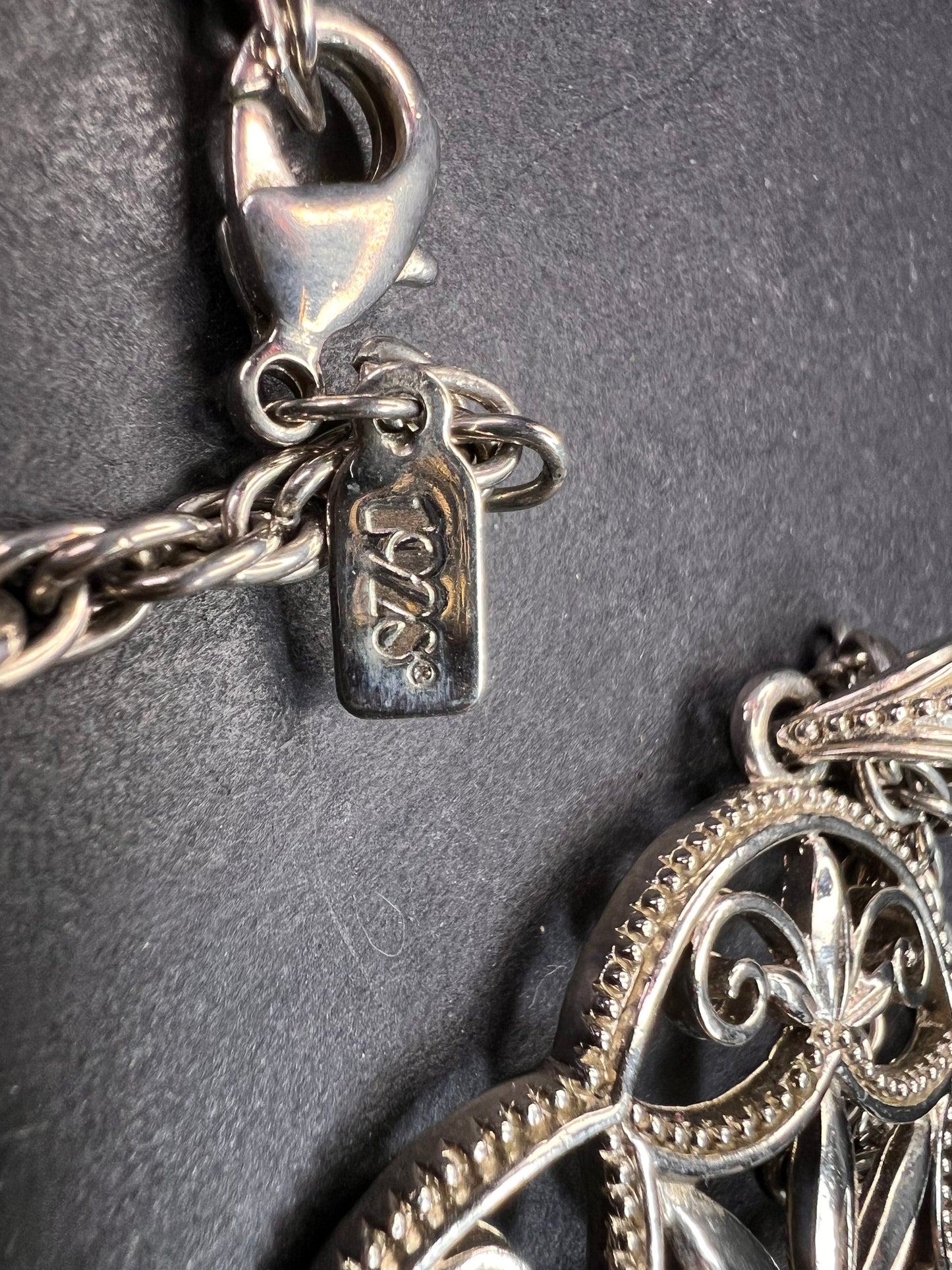 Vintage 1928 Silver Tone Filigree Medallion Rope Chain Necklace 28”