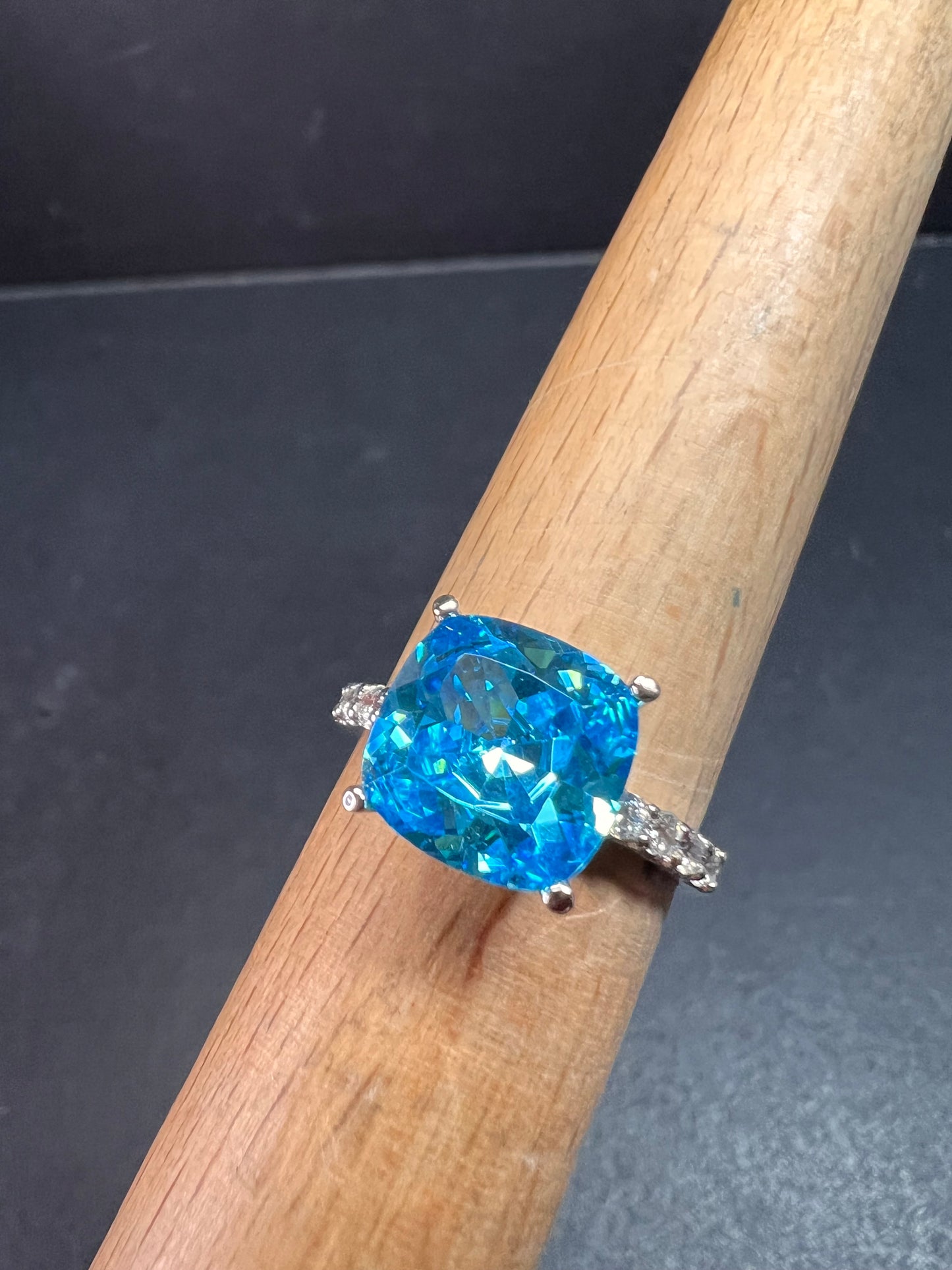 Vintage 14K White Gold Cushion Cut CZ Engagement Ring Size 7