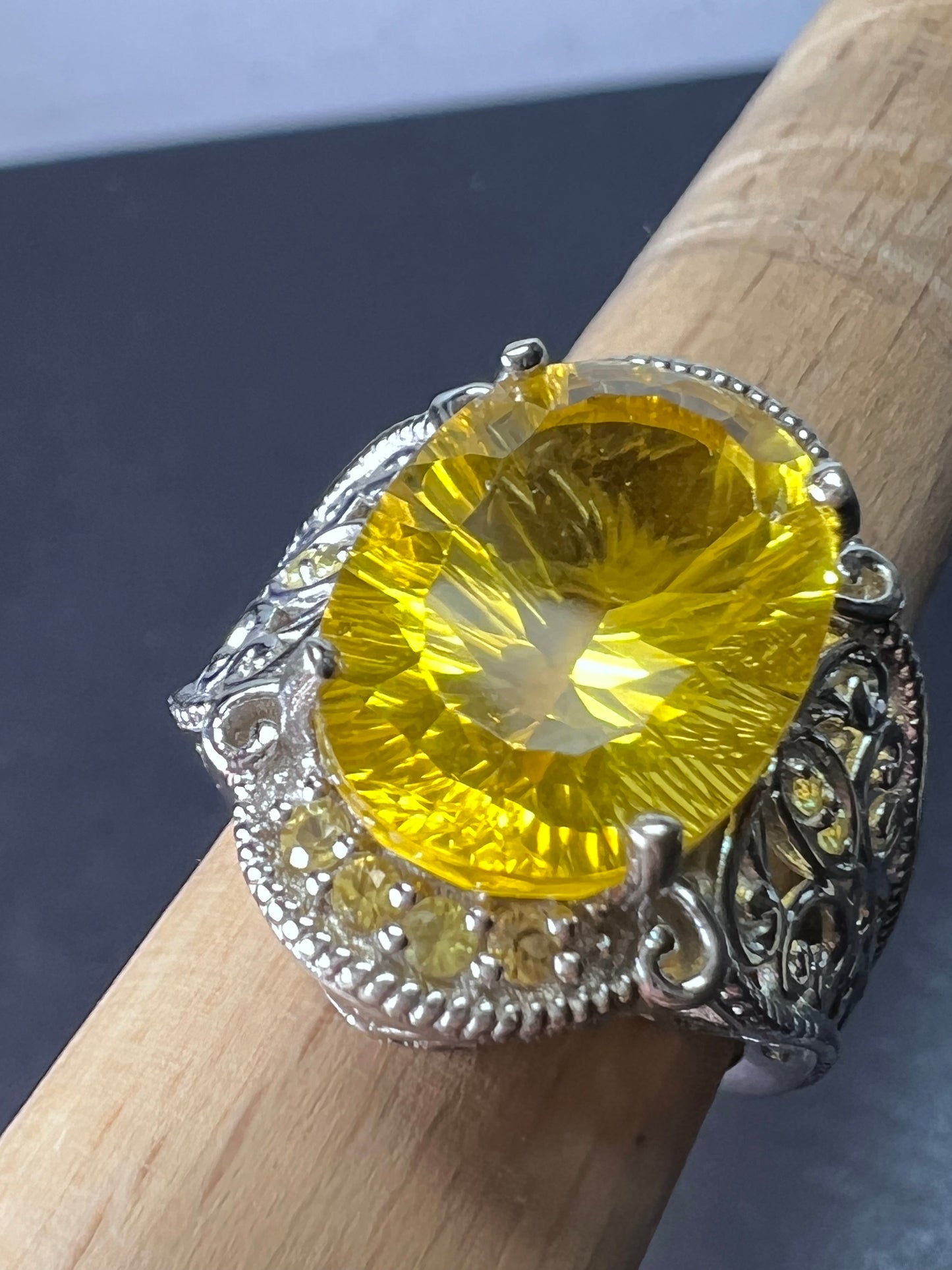 Big yellow topaz sterling silver ring size 9