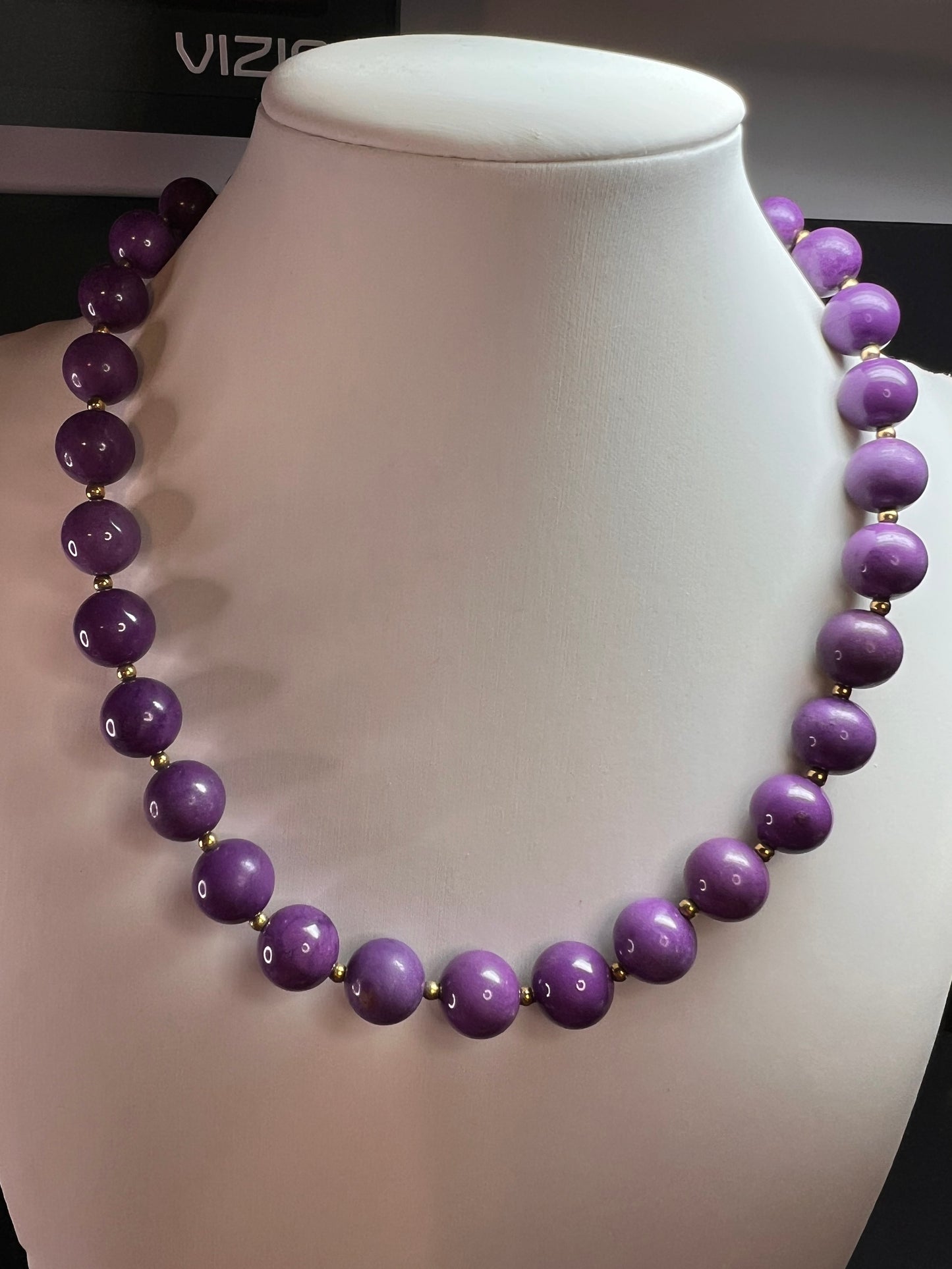 NEW Phosphosiderite graduated beaded necklace in vermeil