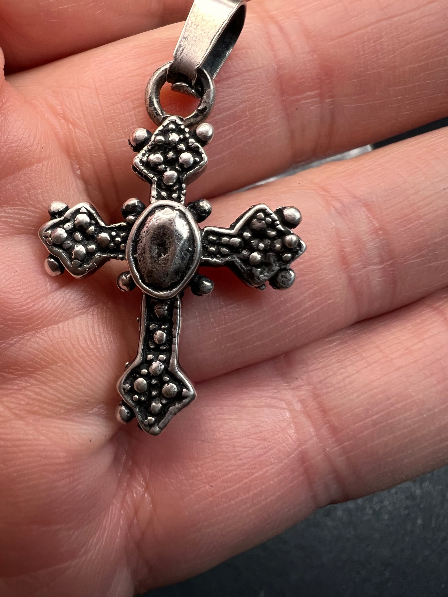Vintage Sterling Silver Ornate Cross Pendant 4.27g