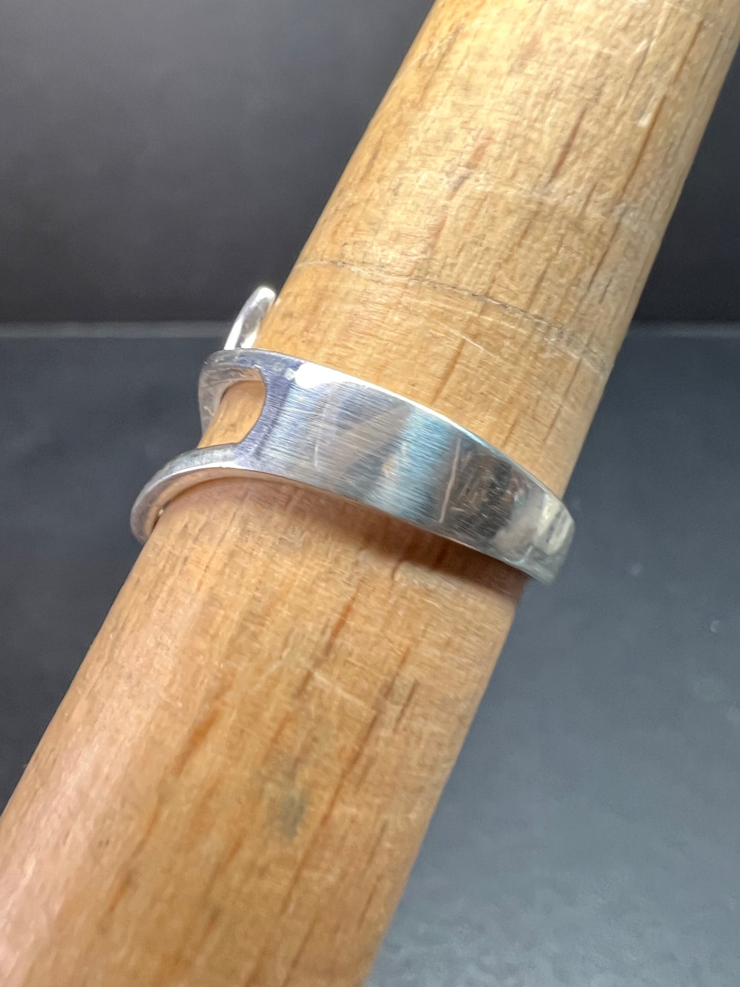 Sterling Silver Open Loop Modernist Ring Size 7.5