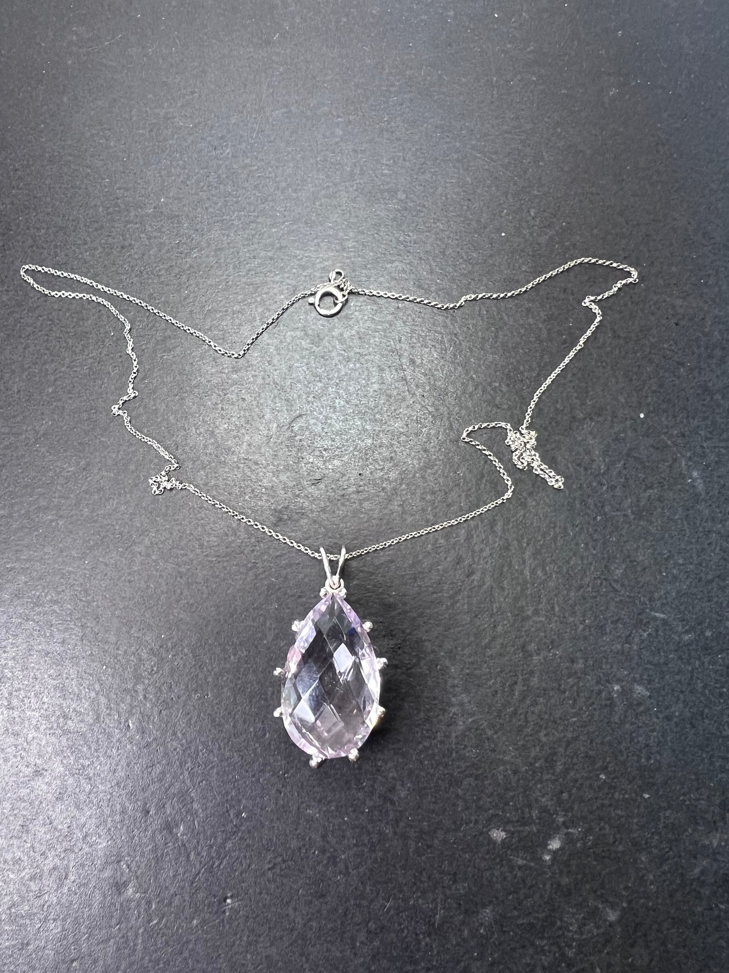 Rose de France amethyst teardrop pendant necklace in sterling silver 17.00 ctw