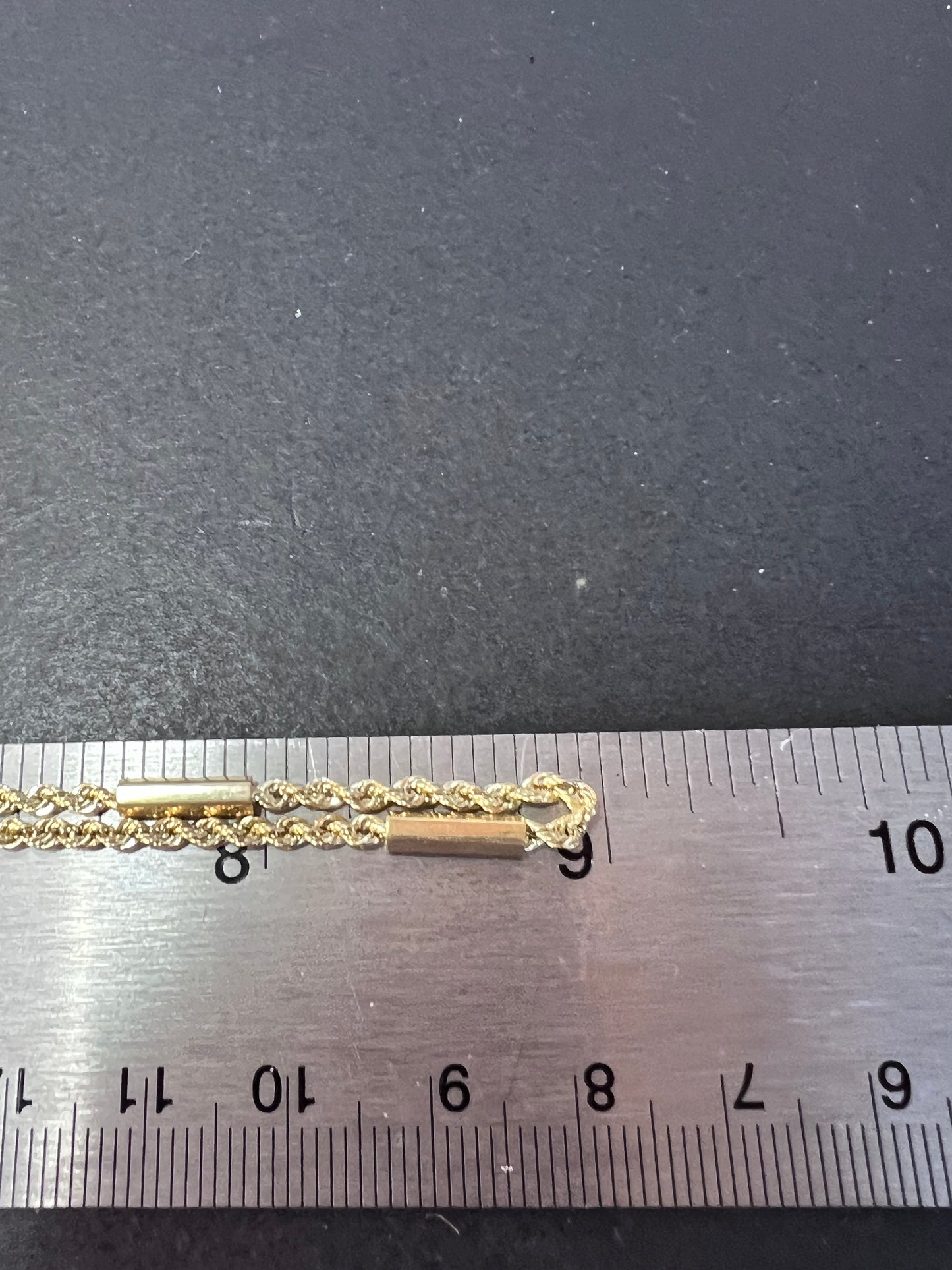 10k yellow gold twisted rope and bar chain. 18 inches 3.16 grams