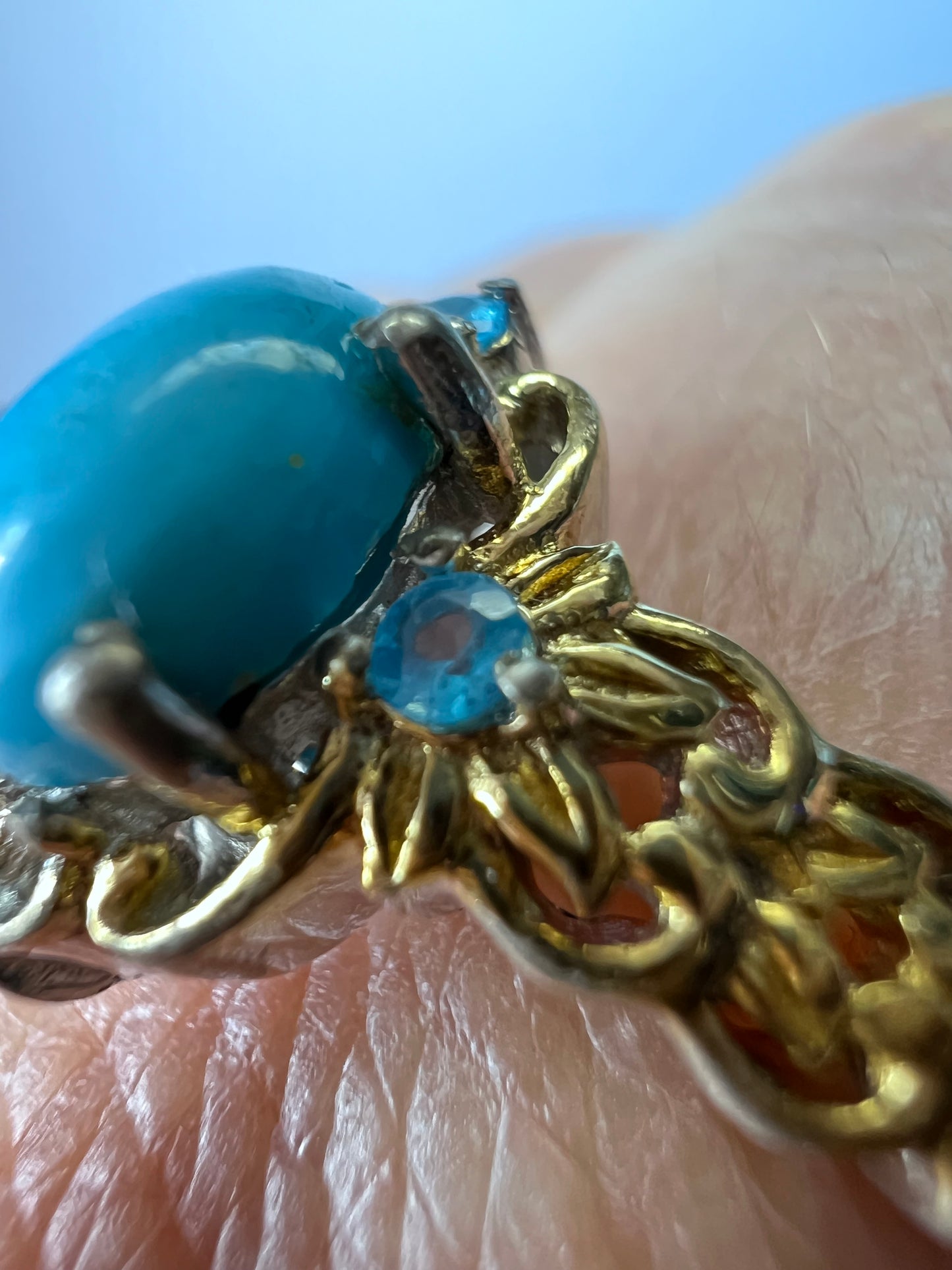 Vintage style turquoise and neon apatite two toned ring size 9