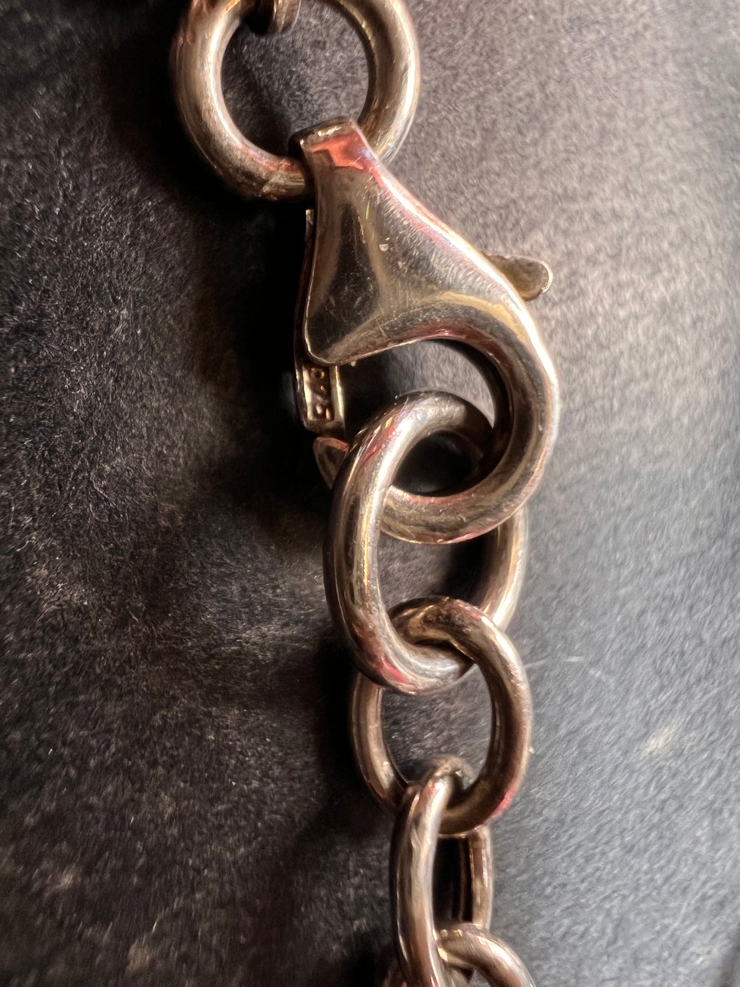 Vintage sterling silver heart framed pendant and chain necklace