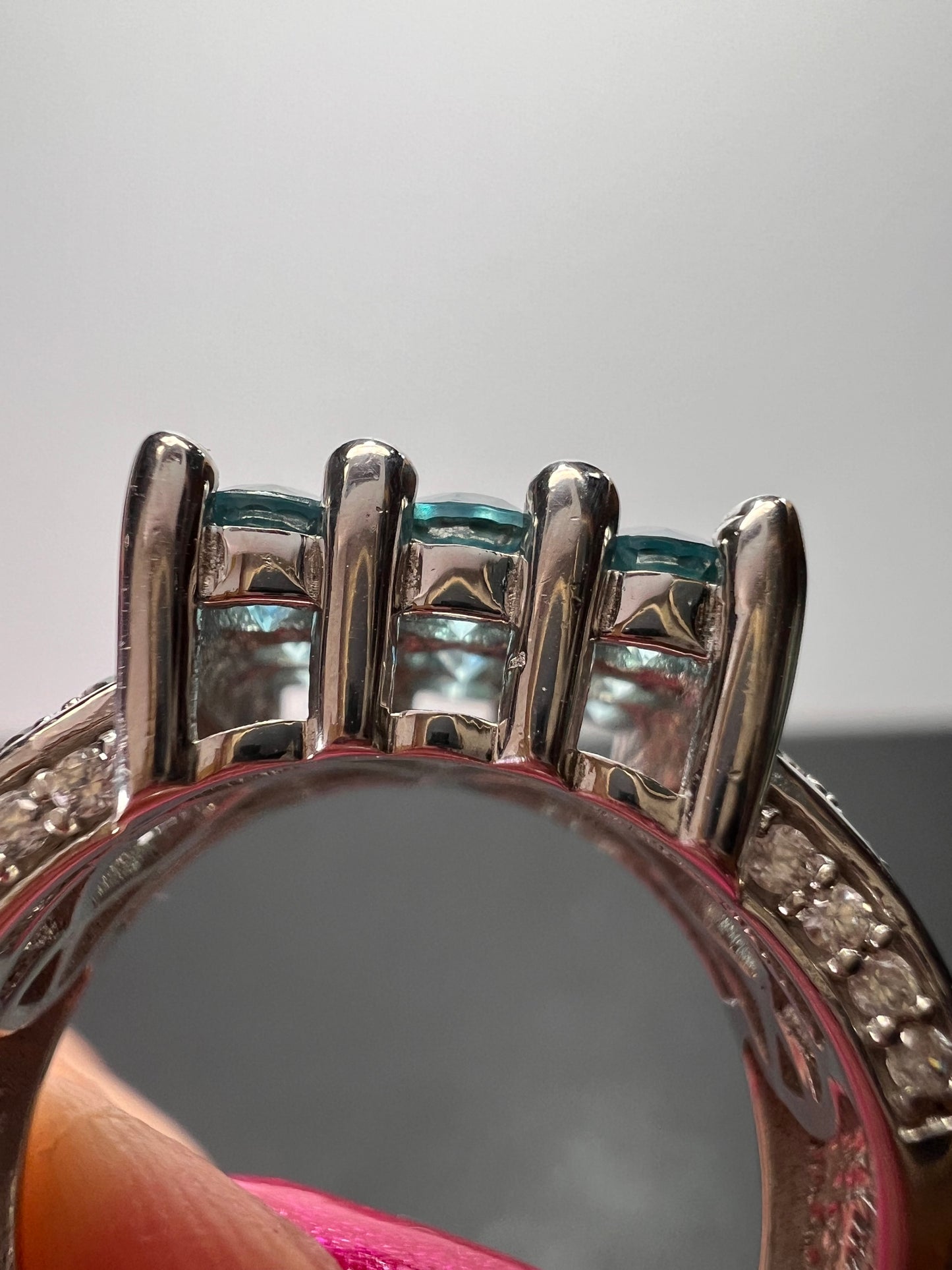 Blue and white topaz multi row sterling silver ring size 9