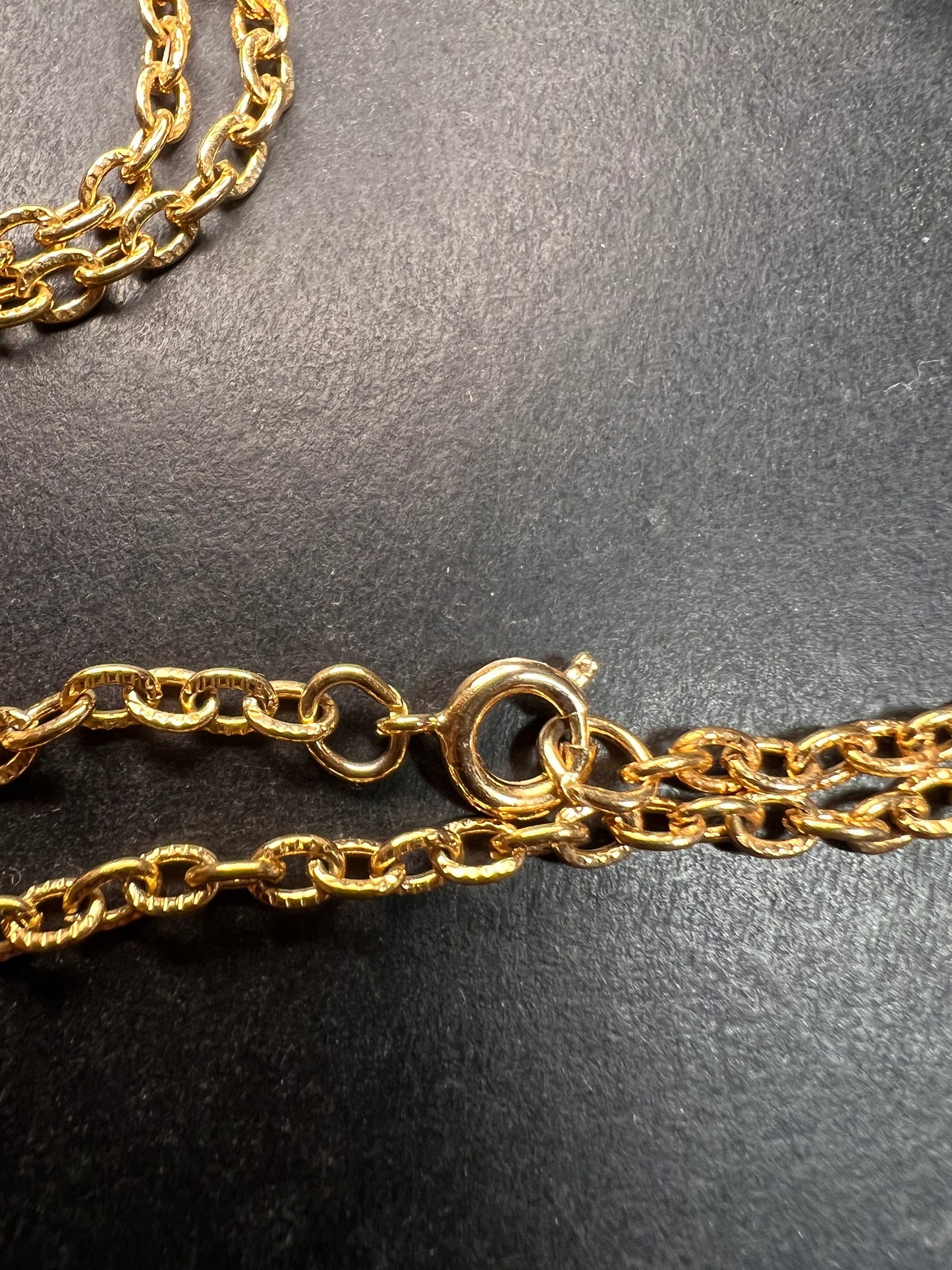 Vintage Sarah Coventry Fish Pendant Necklace 24” Gold Tone Lucite Pearl