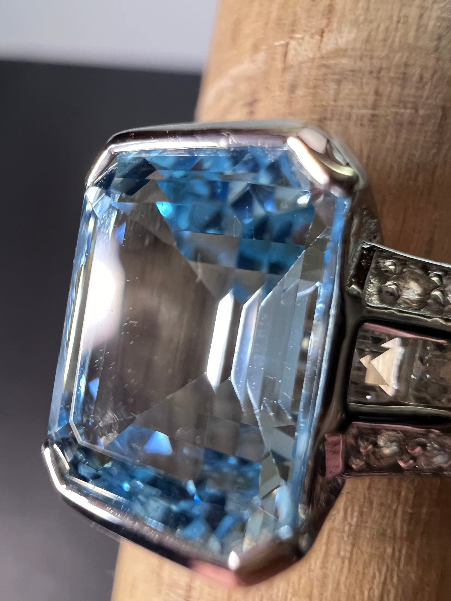 Blue and white topaz sterling ring size 9