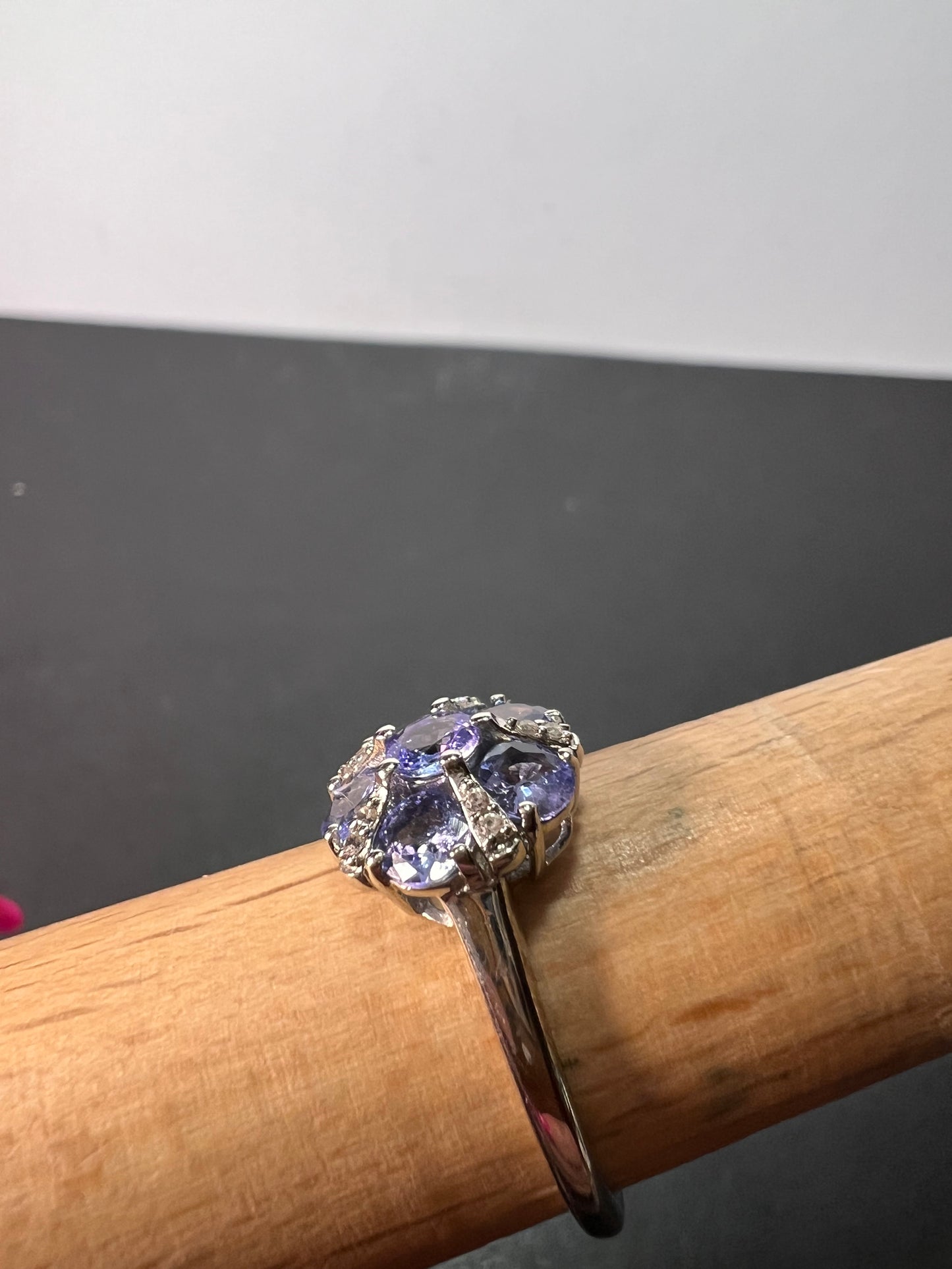 Tanzanite and zircon sterling silver ring size 9