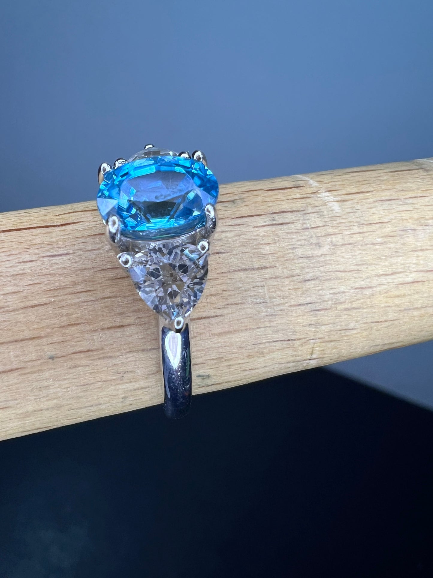 Blue and white topaz sterling silver ring size 9