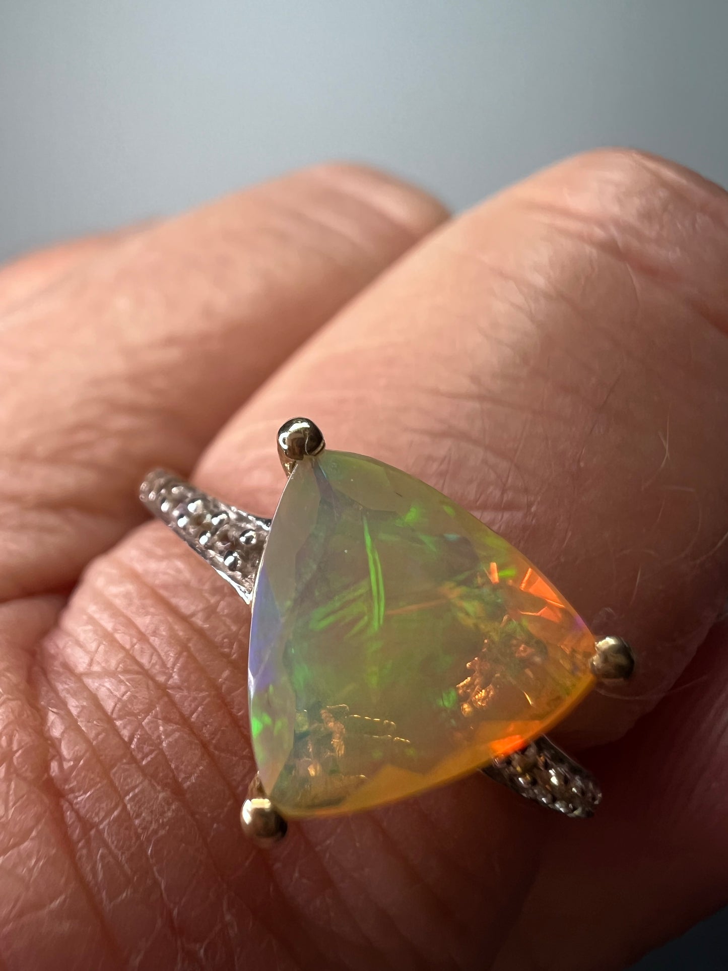 10k gold trilliant cut Ethiopian opal ring size 9