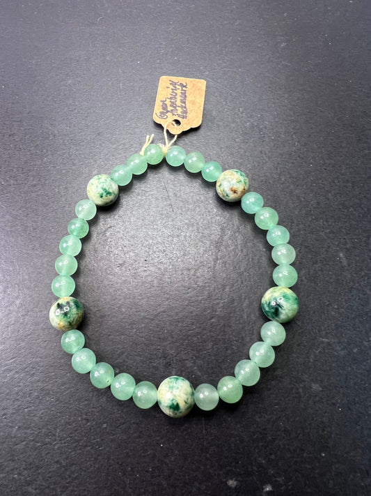 Green aventurine, and Hackmanite stretch bracelet 8 inch