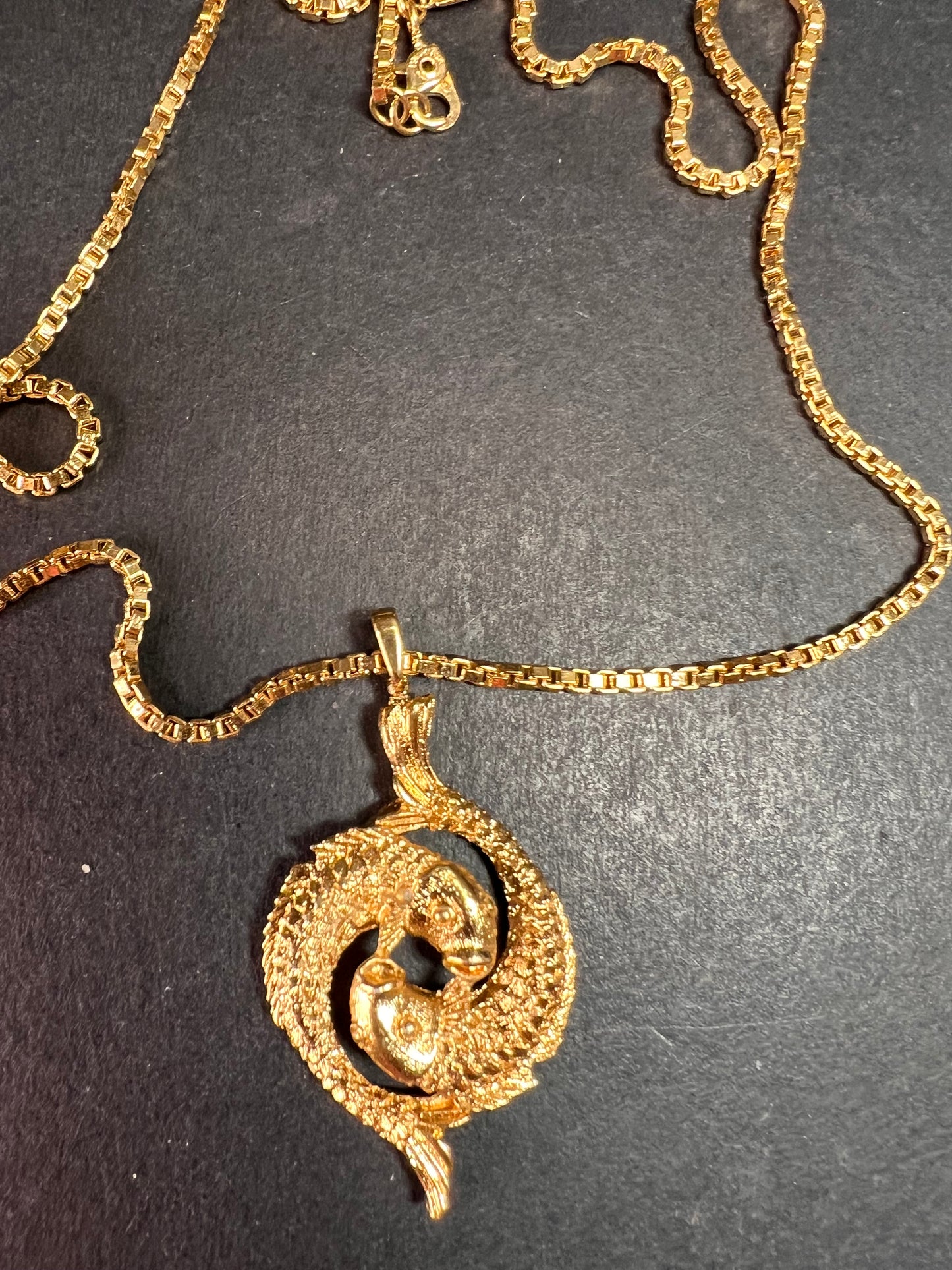 Vintage Monet Pisces Ouroboros Gold Tone Necklace 18 Inch