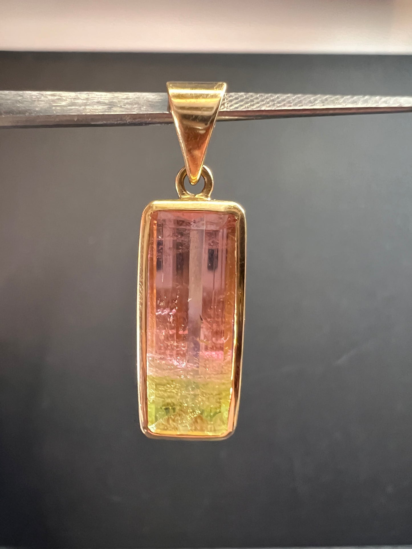 Vintage 14k gold watermelon tourmaline pendant