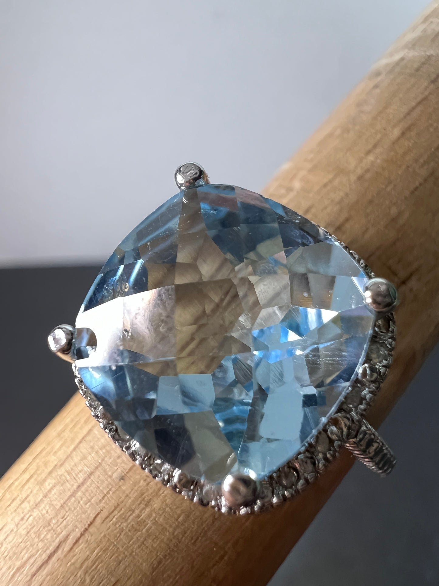 Victoria Townsend Blue Topaz & Rose Cut Diamonds 925 Sterling Silver halo Ring Size 9