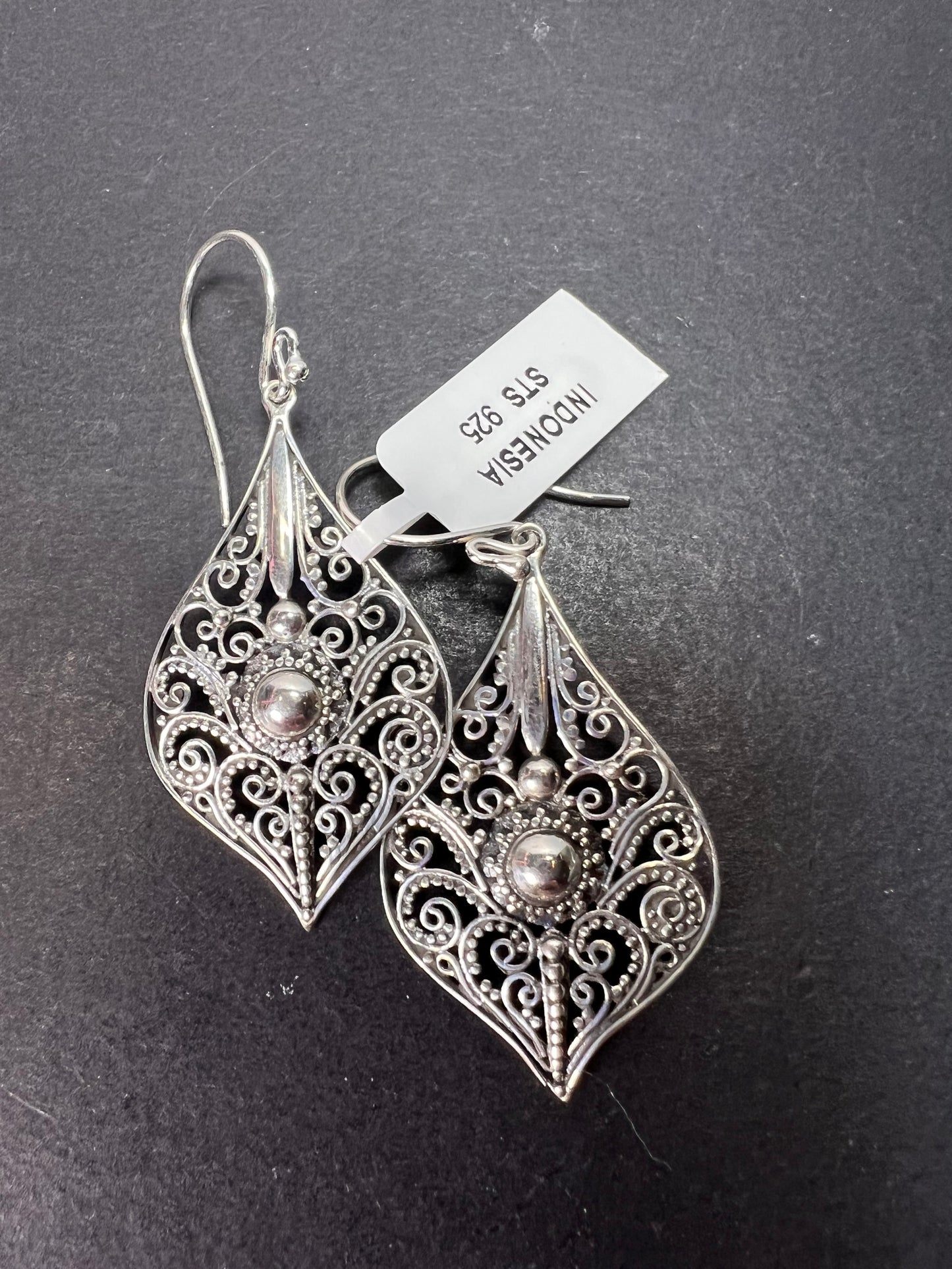 Bali sterling silver ornate dangle earrings