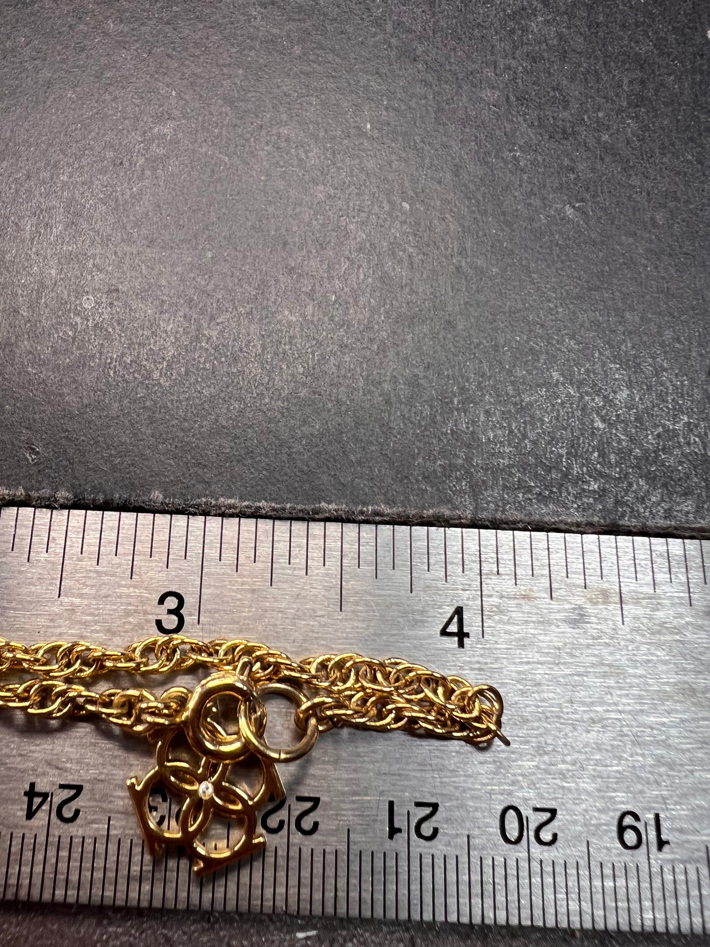 Vintage Ann Taylor gold tone fish pendant necklace