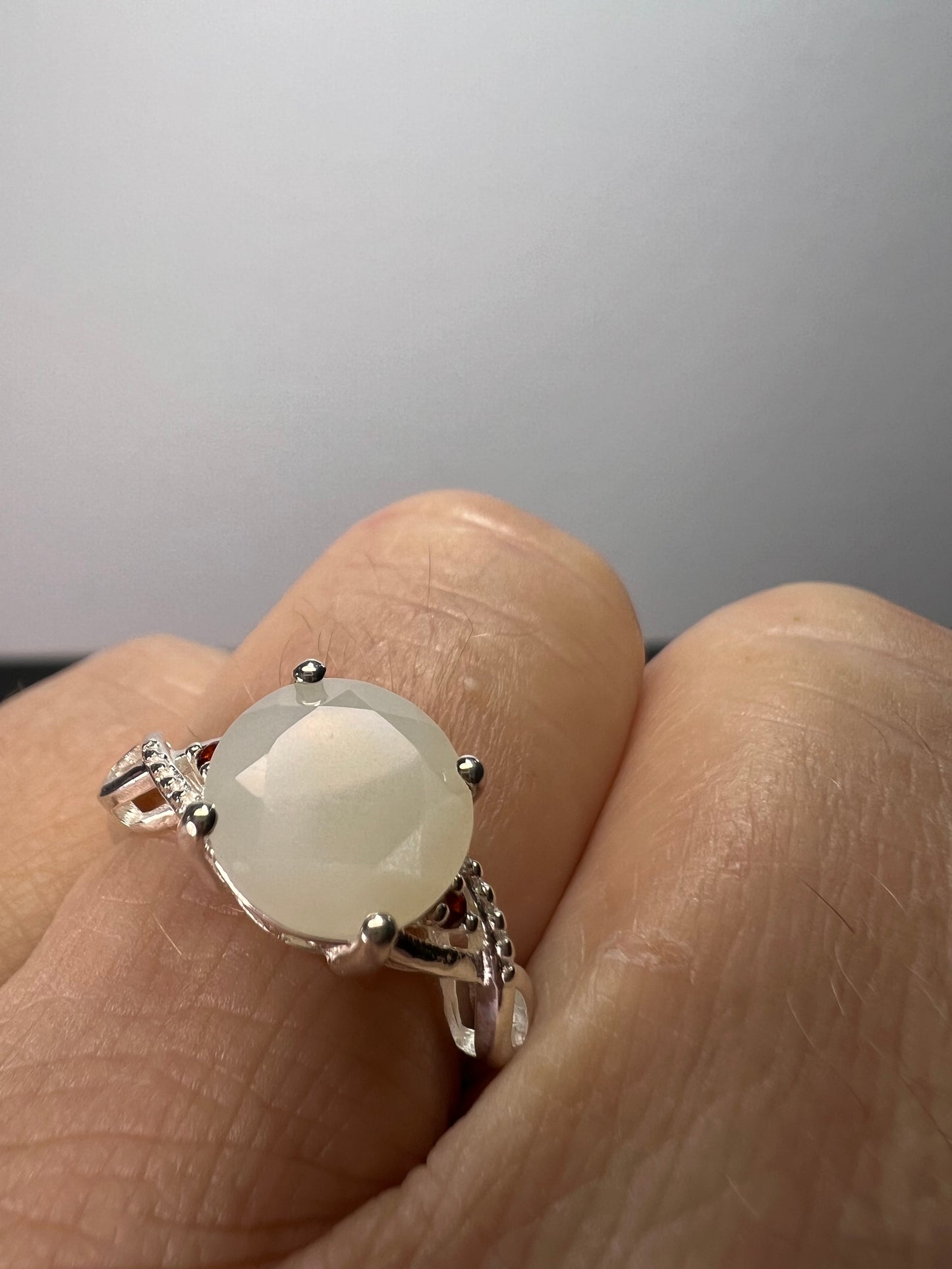 Silver moonstone ring in sterling silver size 6