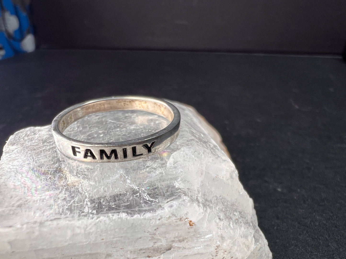 Sterling Silver FAMILY Band Ring Size 7 – Stamped 925 IBB TH