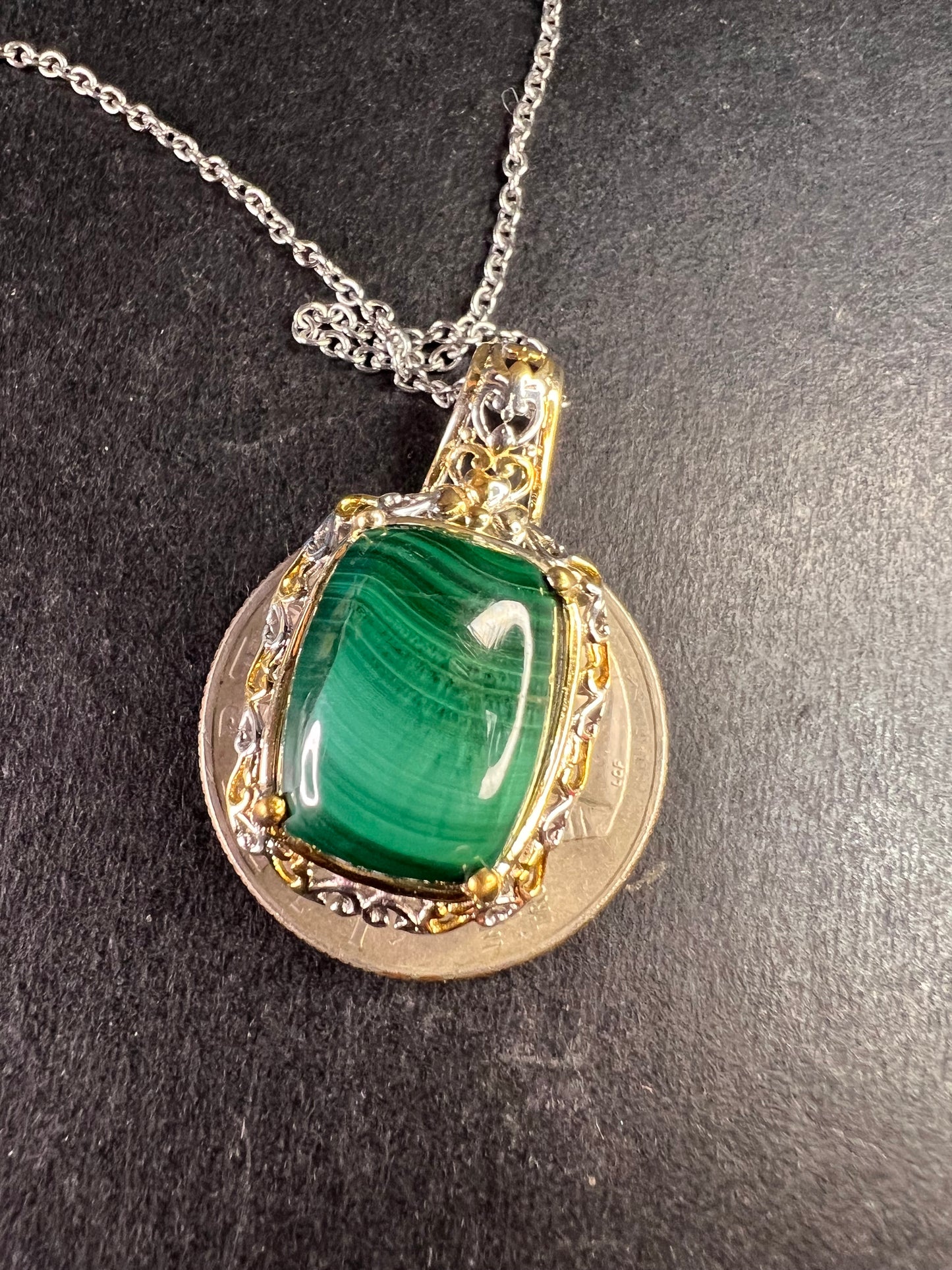 New Karis Platinum & 18K Gold Plated Malachite Pendant Necklace 20”