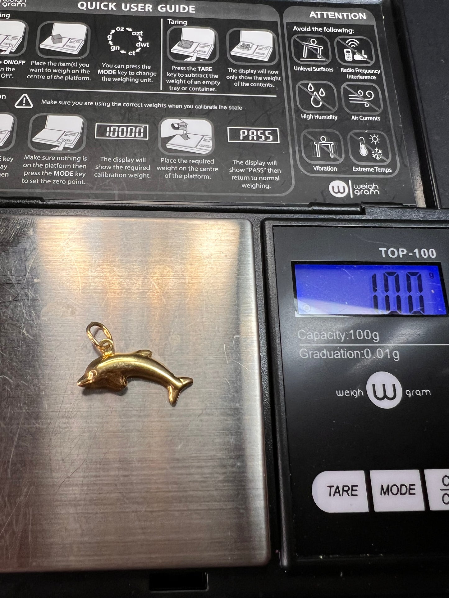 Vintage 14k gold Italian dolphin pendant