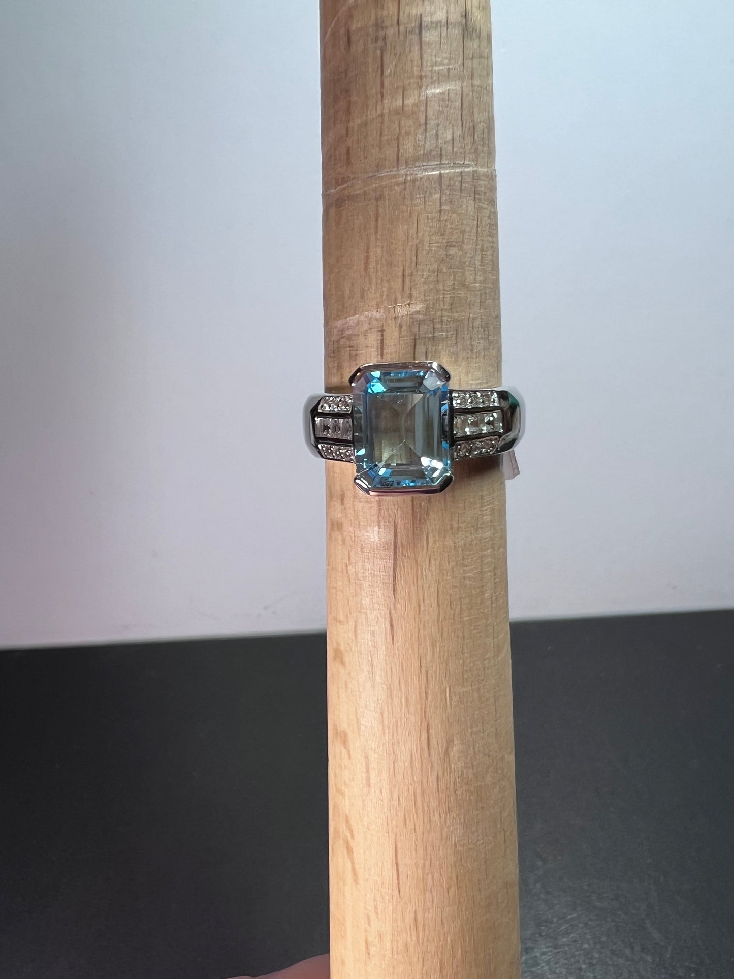 Blue and white topaz sterling ring size 9