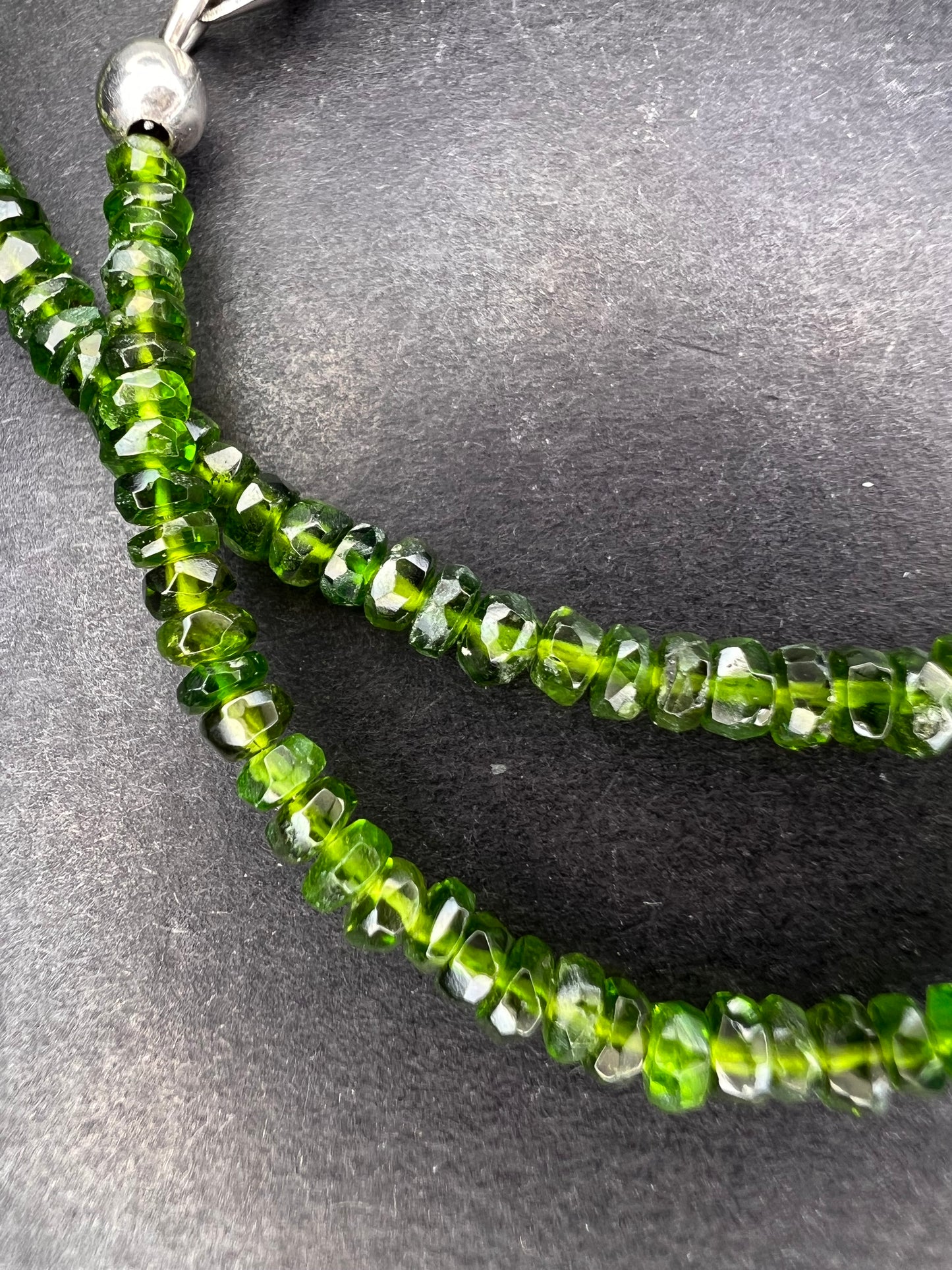 Chrome diopside faceted rondelle necklace